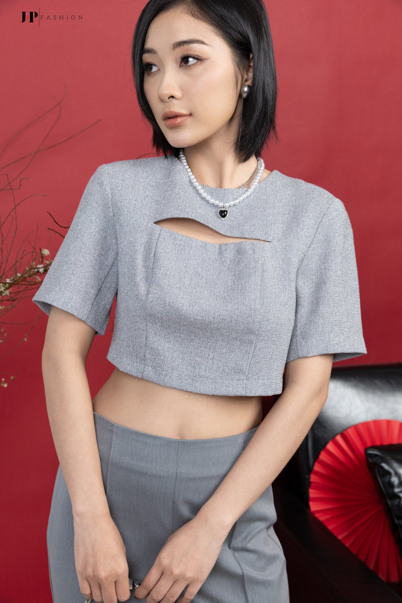  Áo sơ mi croptop ngắn tay 