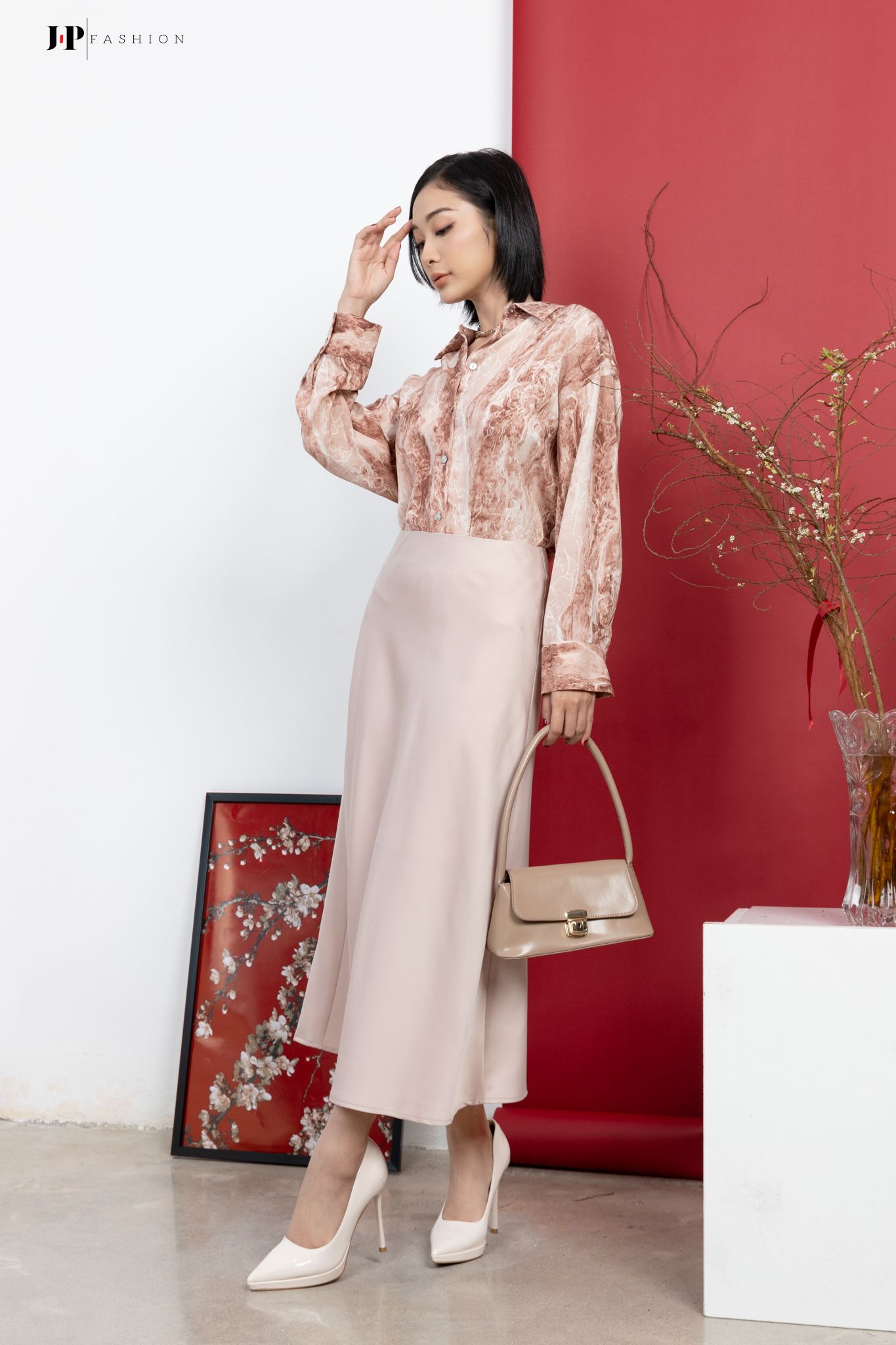Váy midi lụa