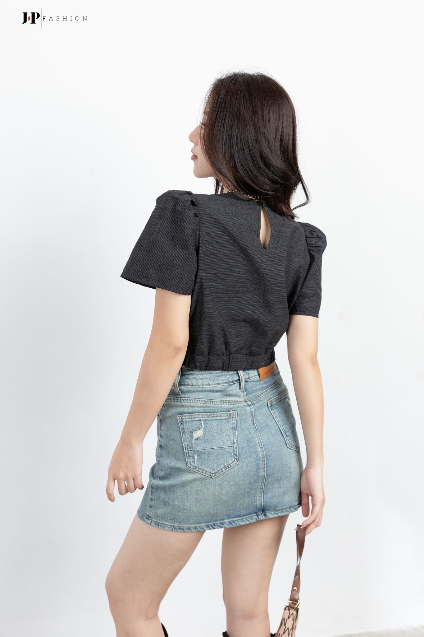 Áo sơ mi croptop 10608996
