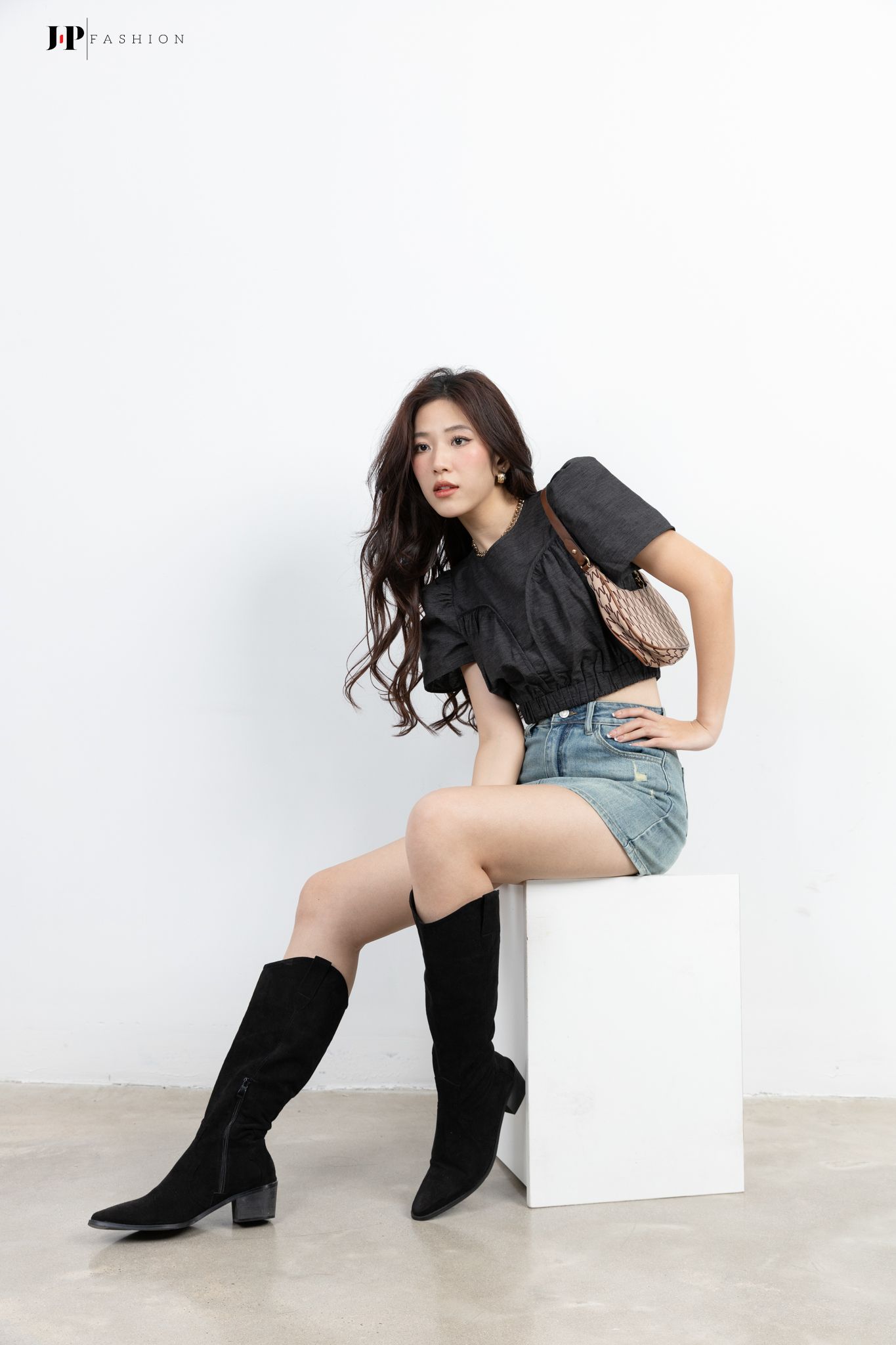 Áo sơ mi croptop 10608996