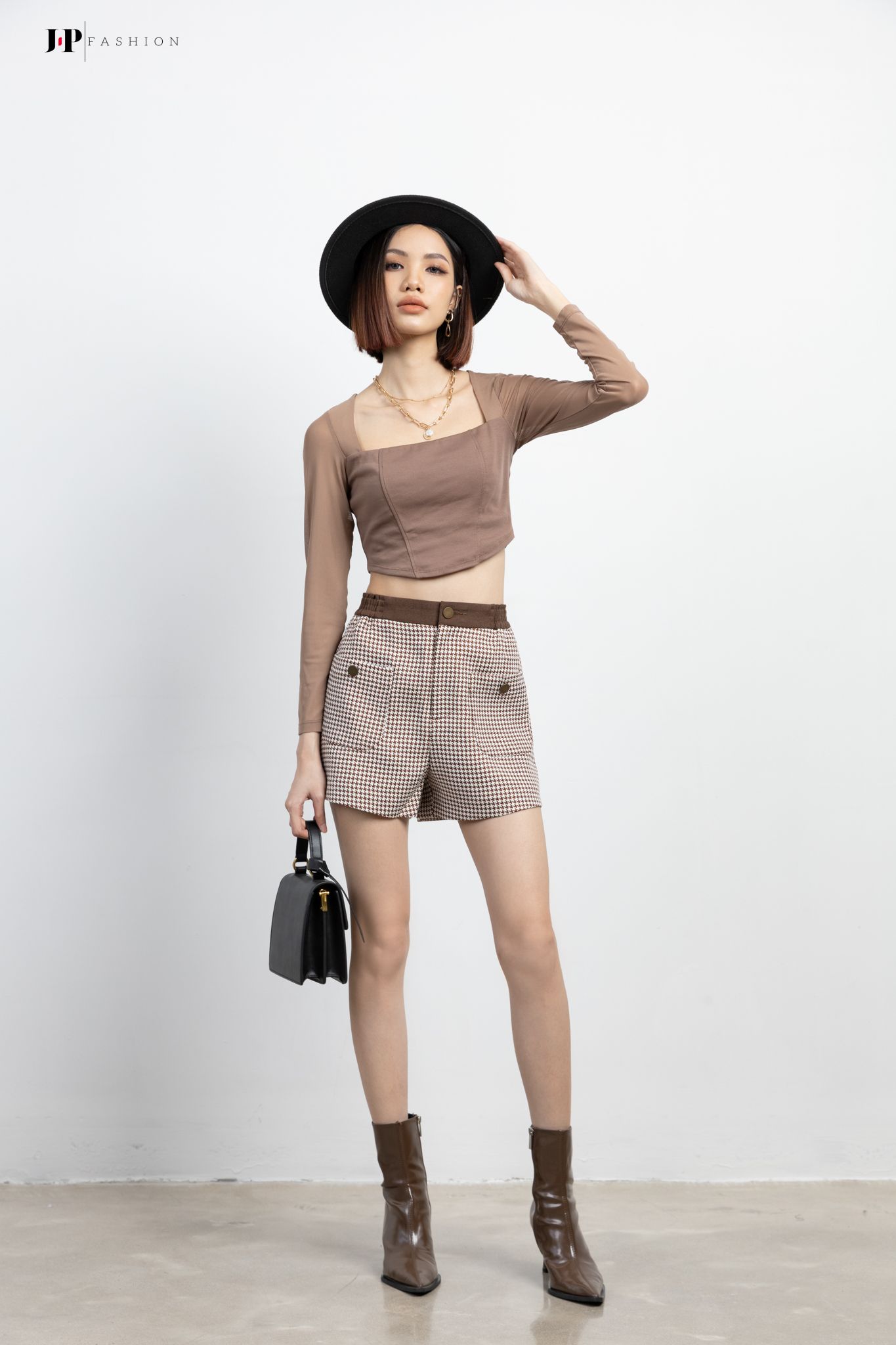 Quần Short Ngắn Lưng Cao 15009374