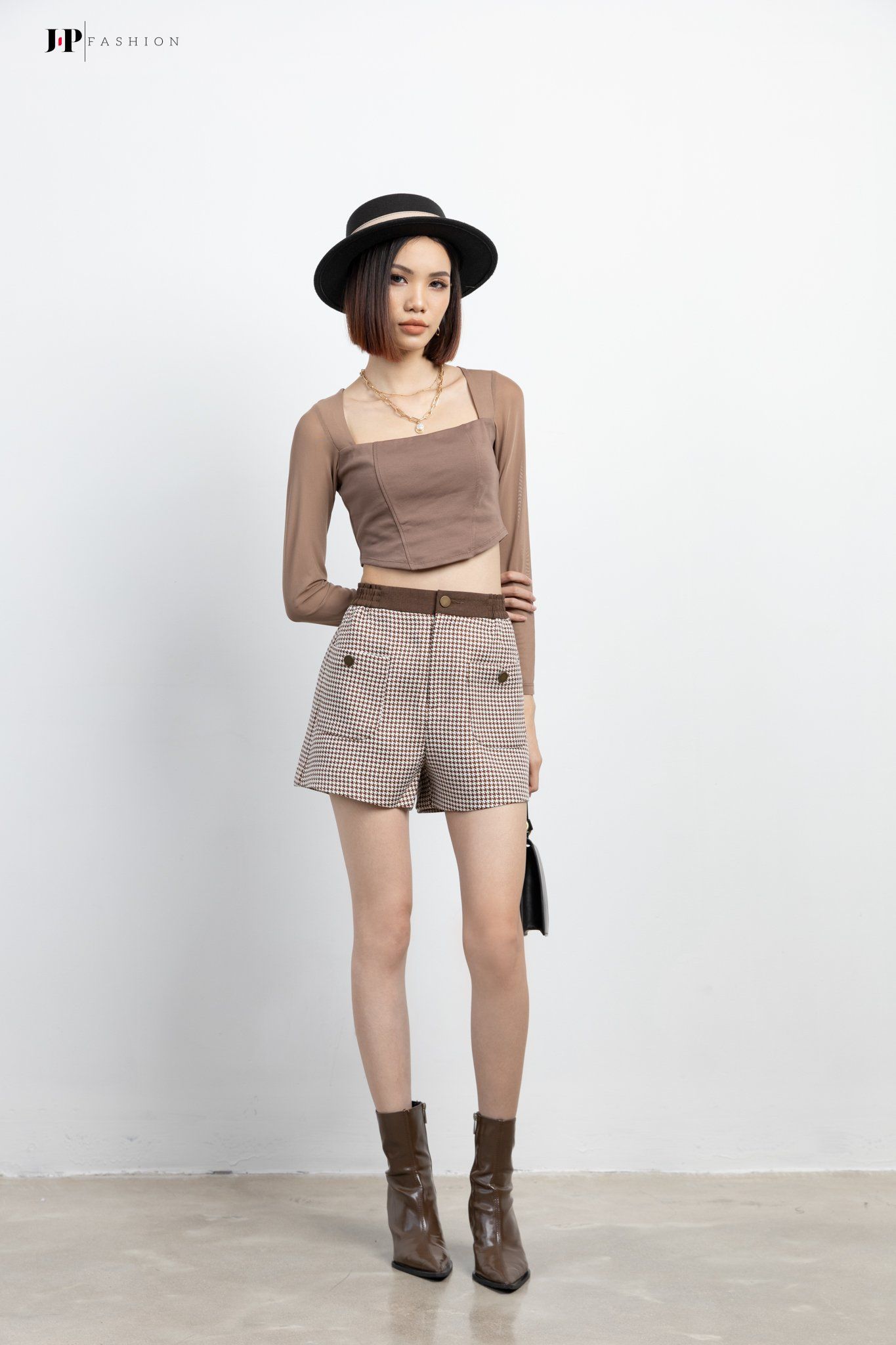 Quần Short Ngắn Lưng Cao 15009374