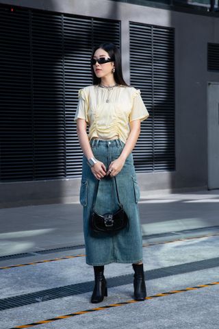 Áo sơ mi kiểu ngắn tay