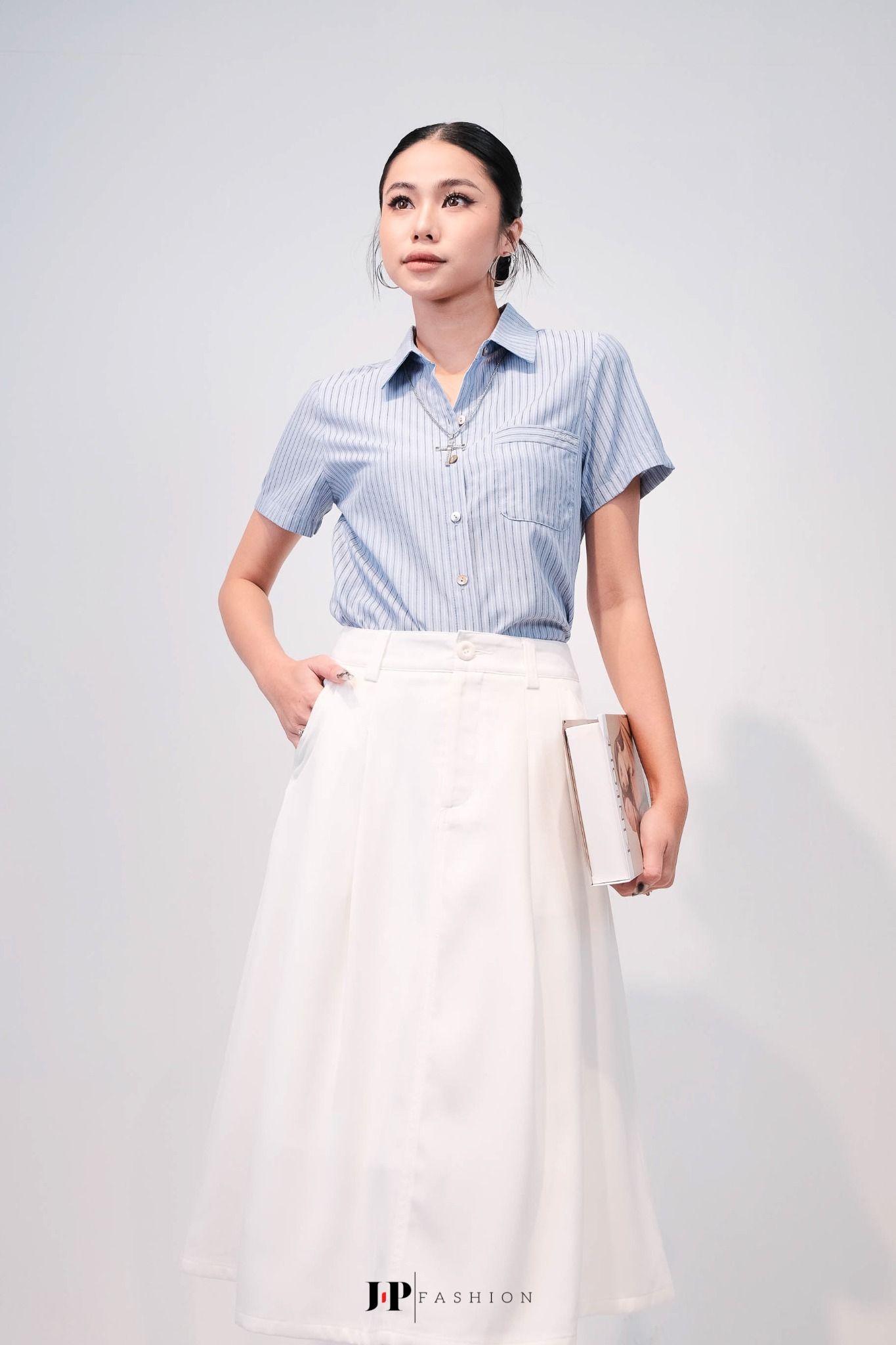 Sơ Mi Kiểu Kate Ngắn Tay 10611731