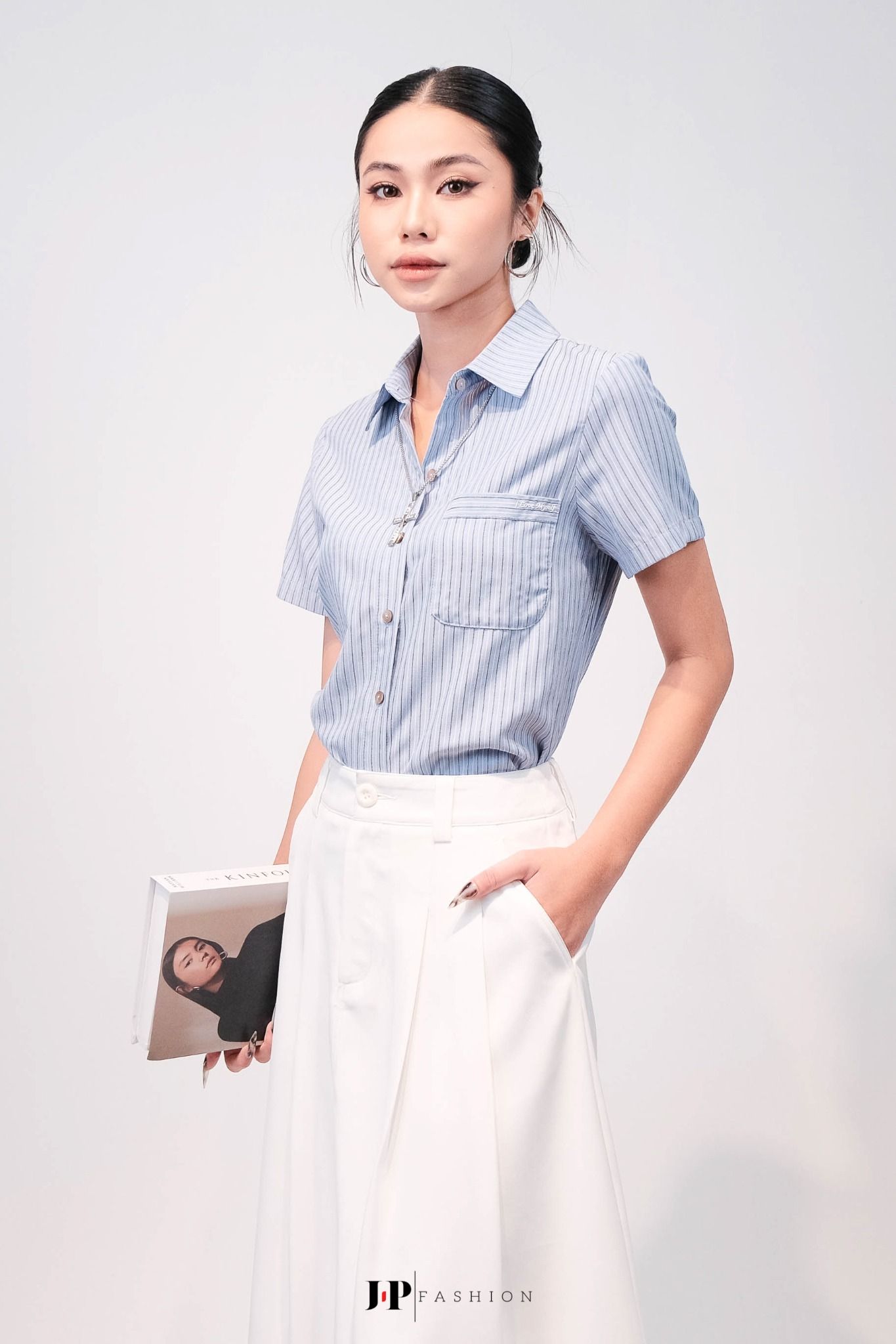 Sơ Mi Kiểu Kate Ngắn Tay 10611731