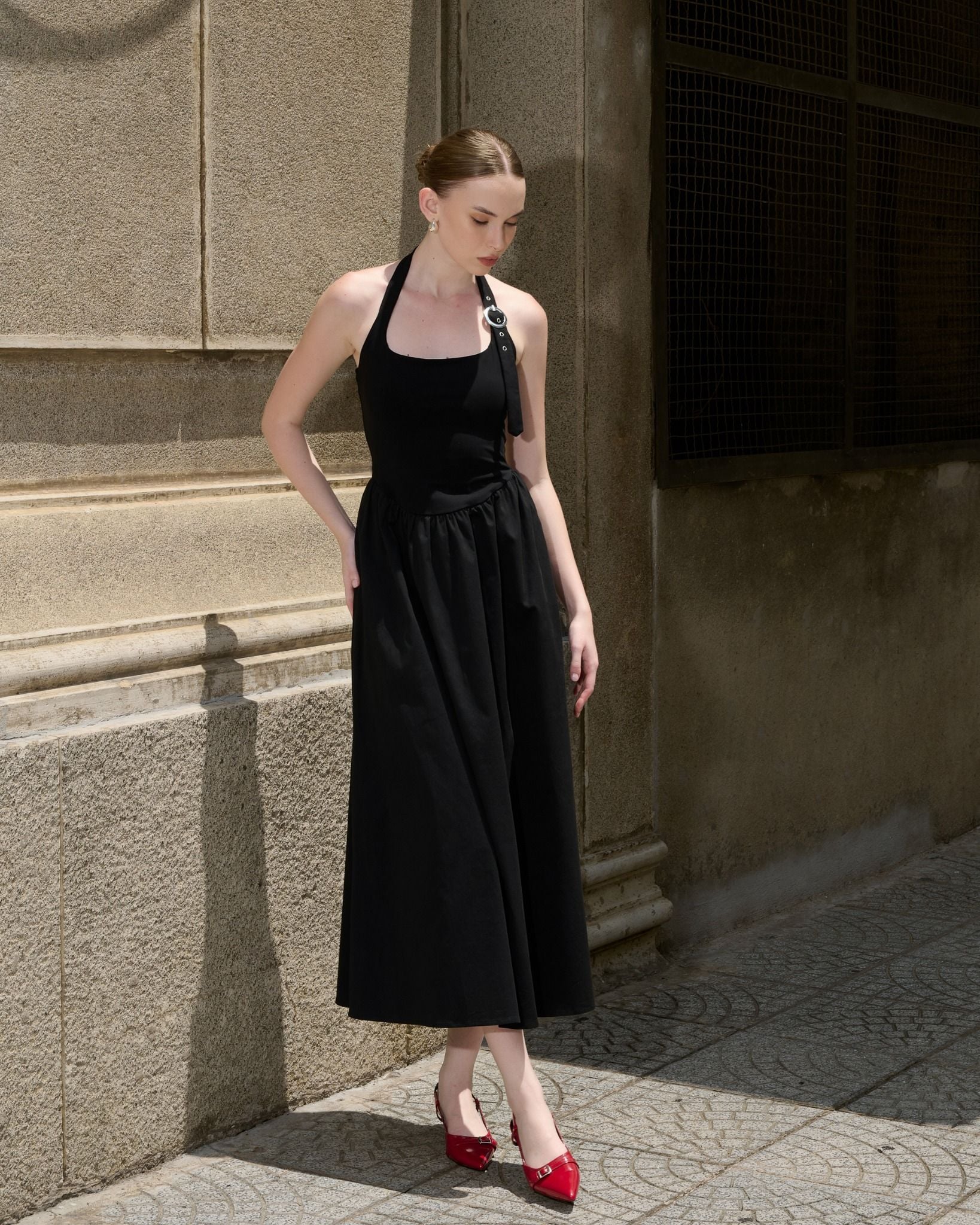 Đầm Cổ Yếm 11010551