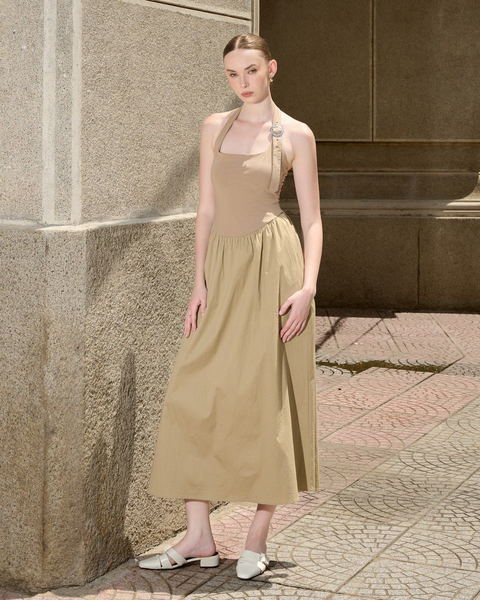 Đầm Cổ Yếm 11010551