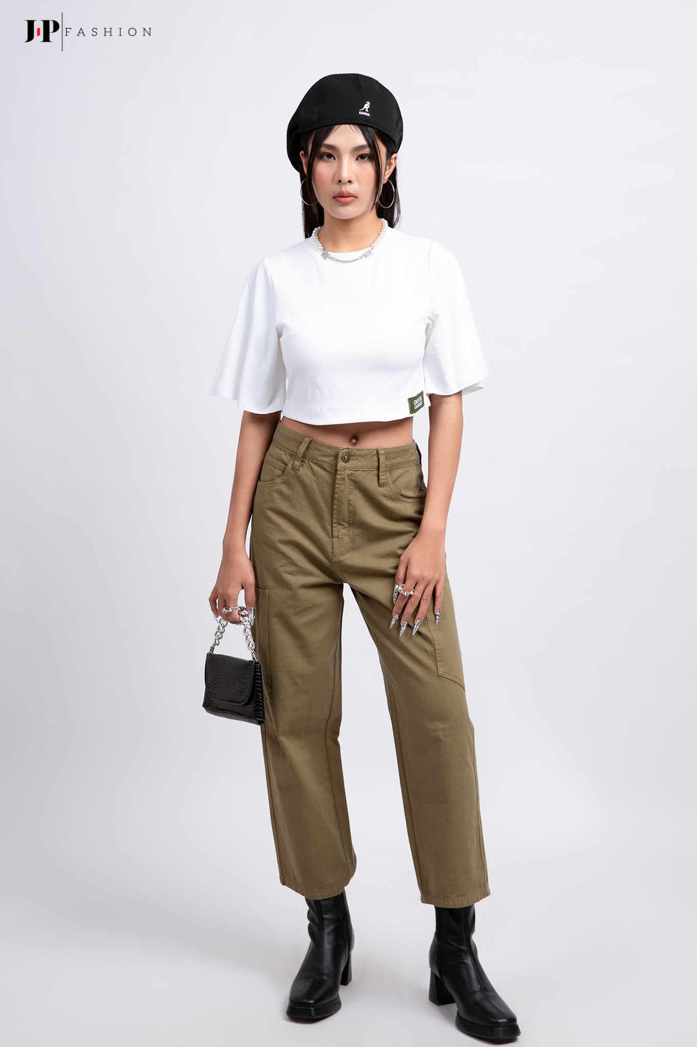 Áo thun croptop ngắn tay