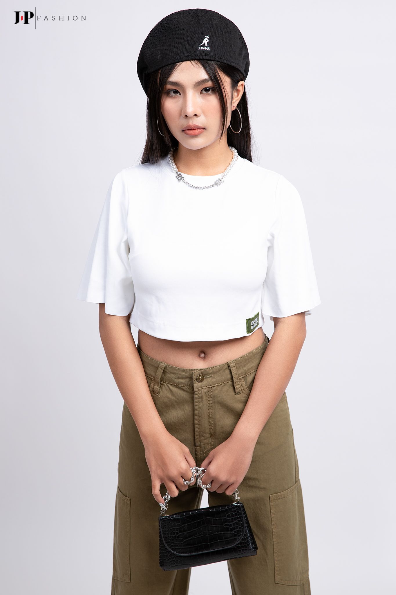 Áo thun croptop ngắn tay