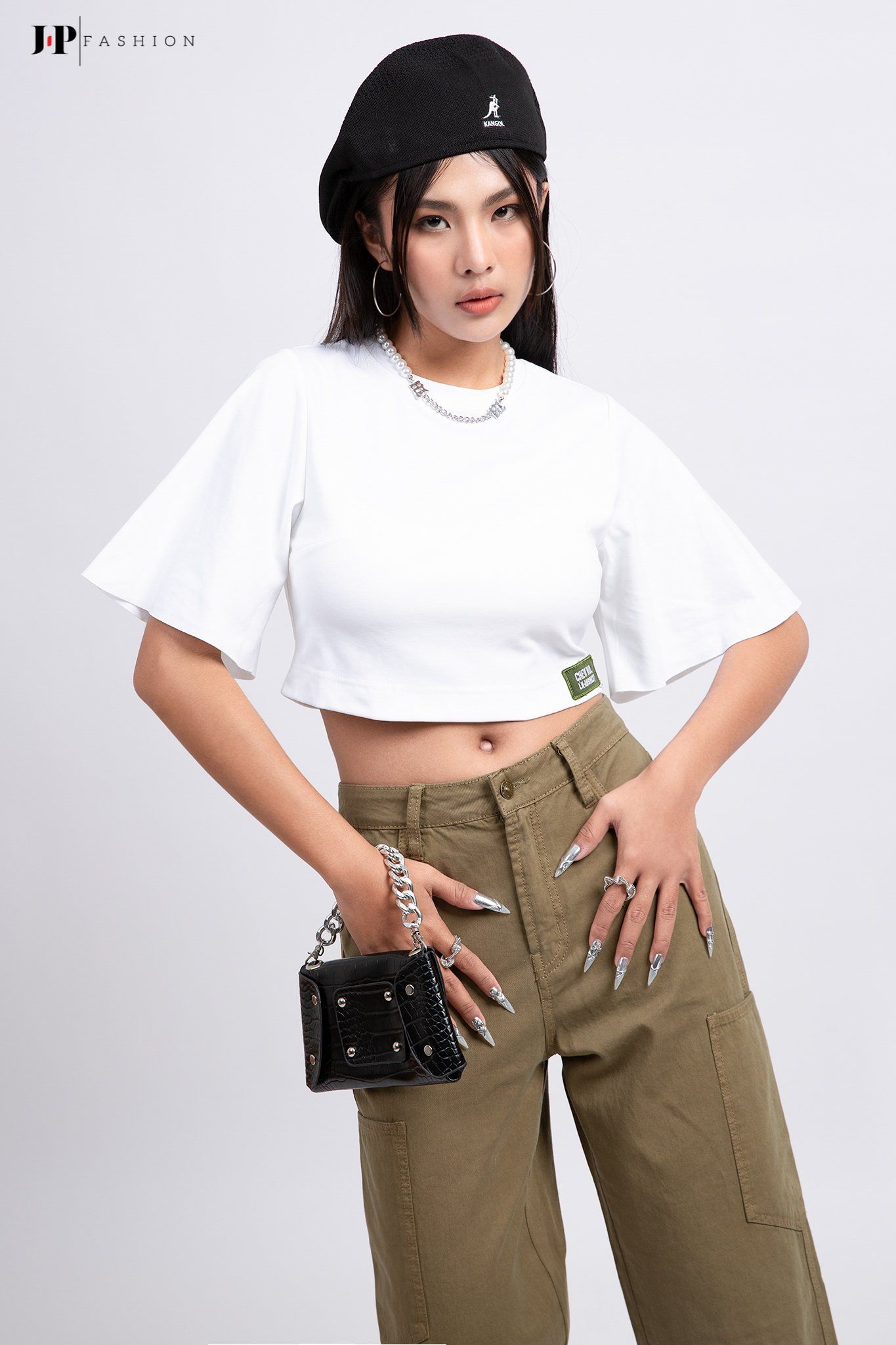 Áo thun croptop ngắn tay