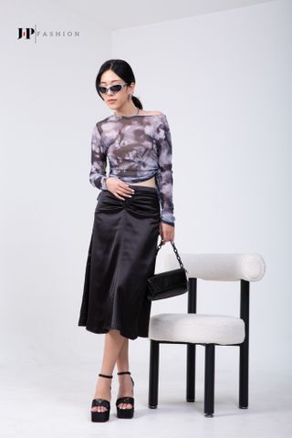Váy lụa xòe