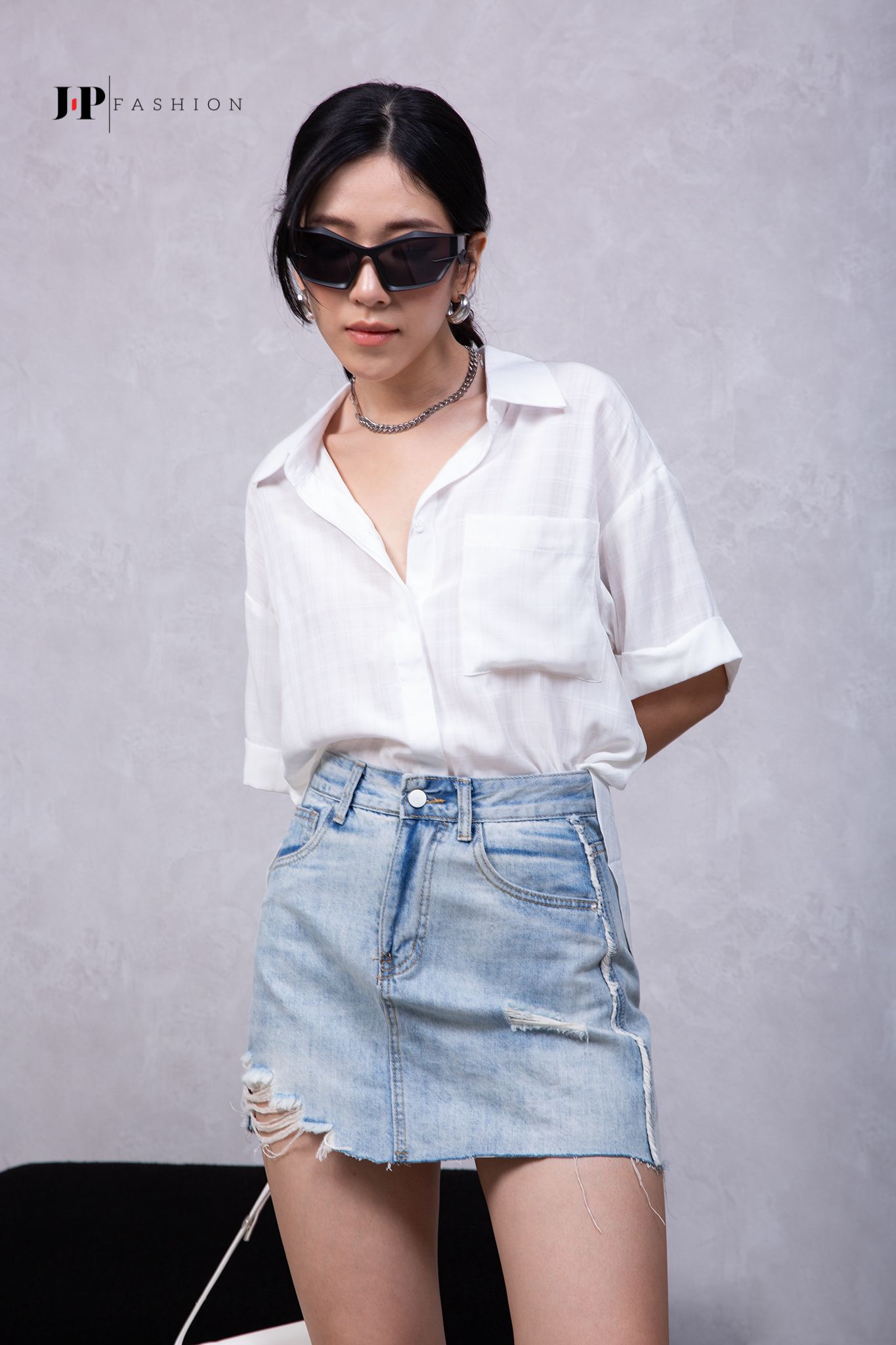 Sơ mi lụa ngắn tay
