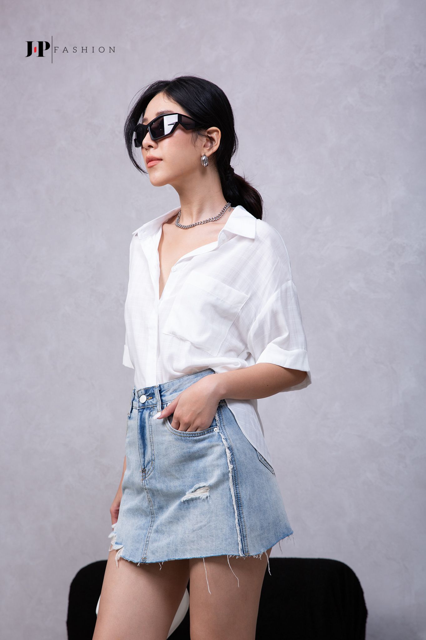 Sơ mi lụa ngắn tay