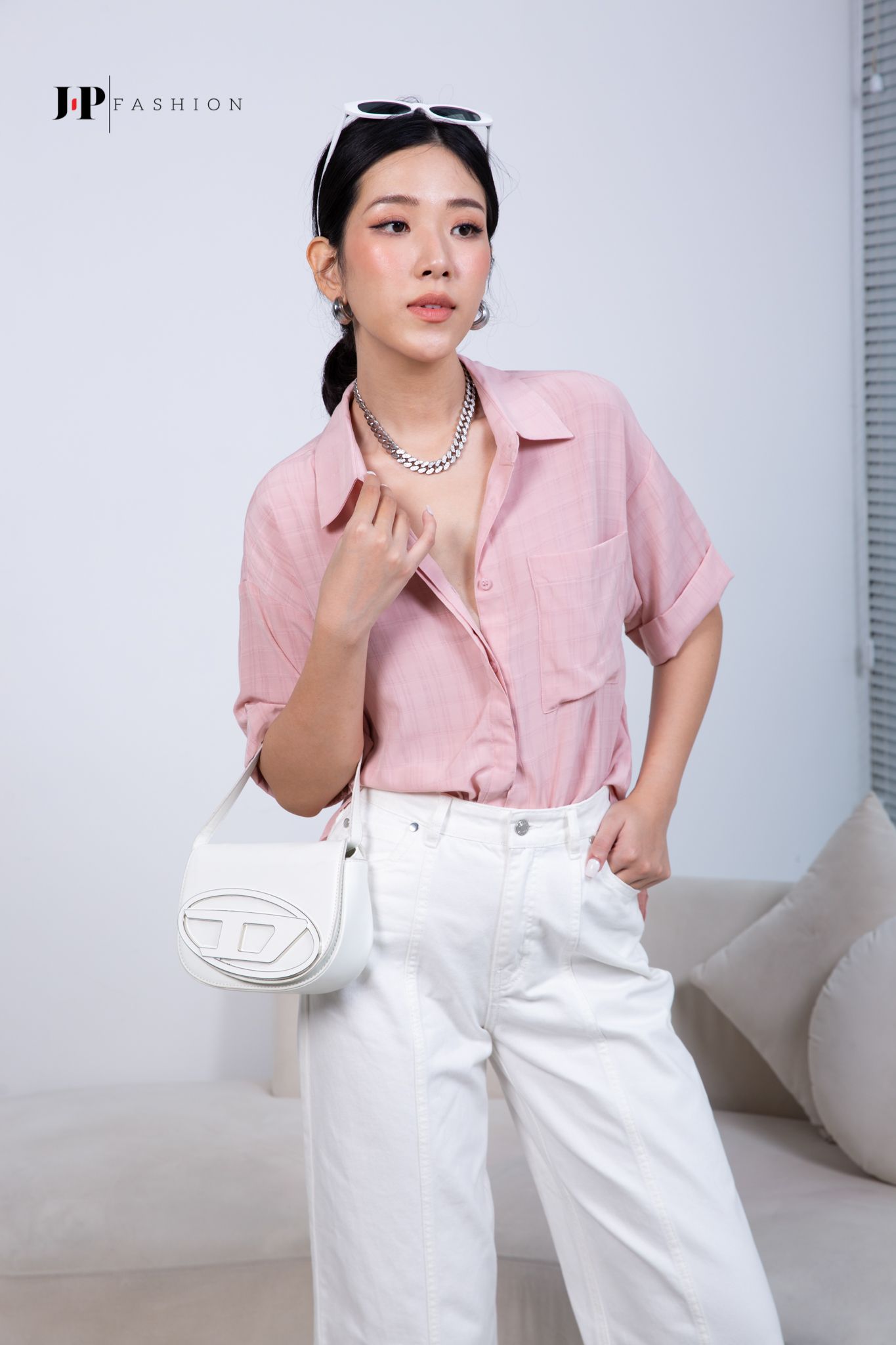 Sơ mi lụa ngắn tay