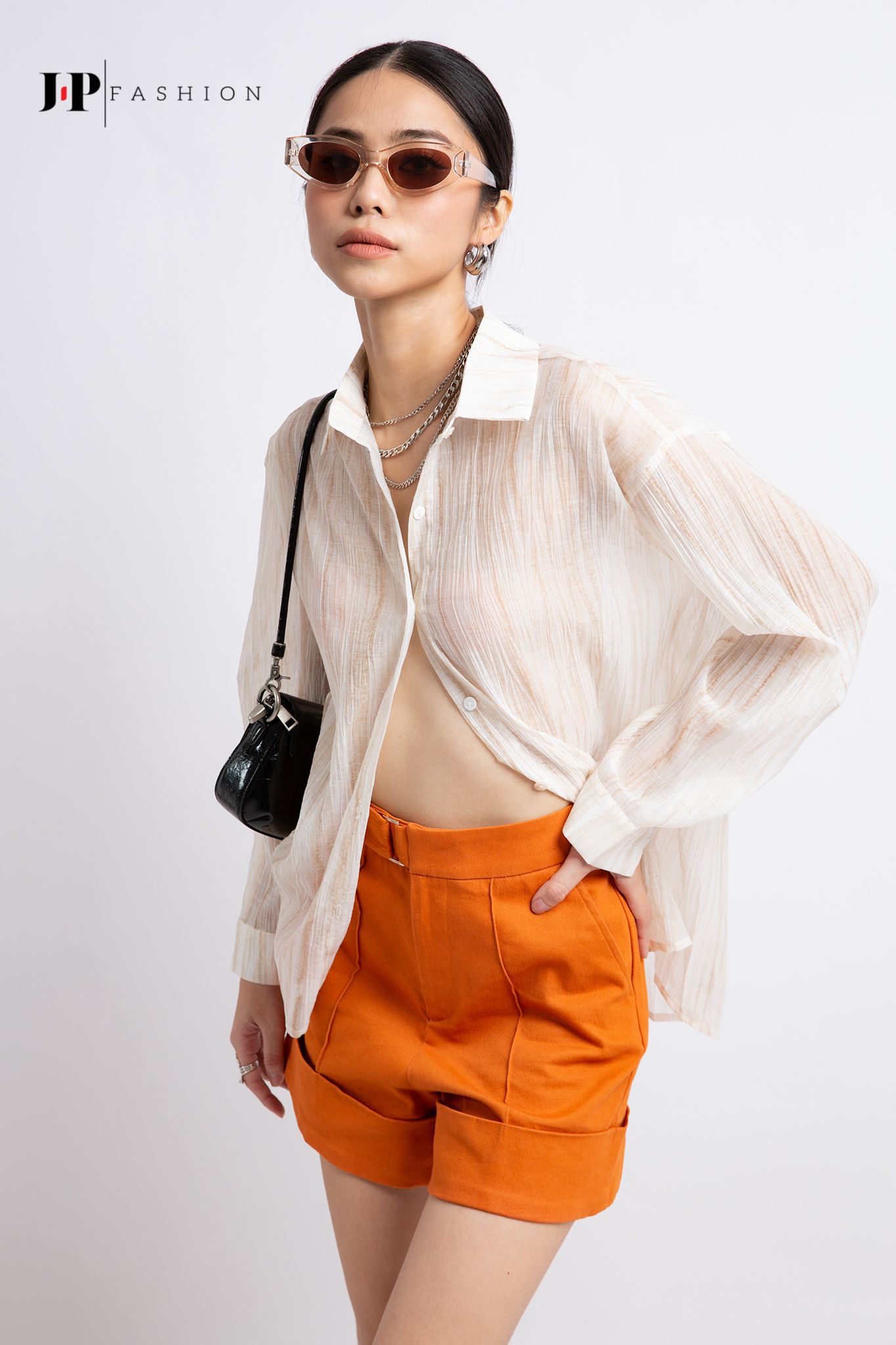 Quần short kaki