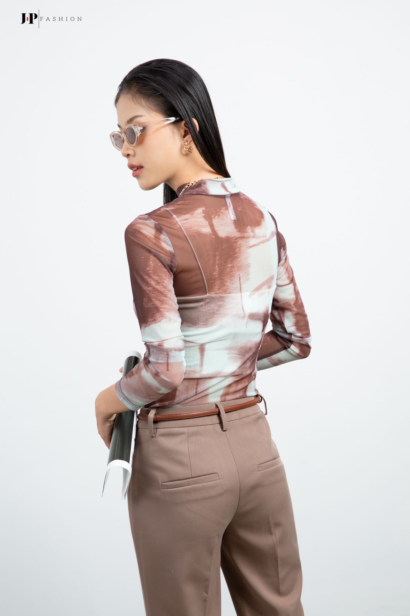 Áo thun cổ lọ 10209284