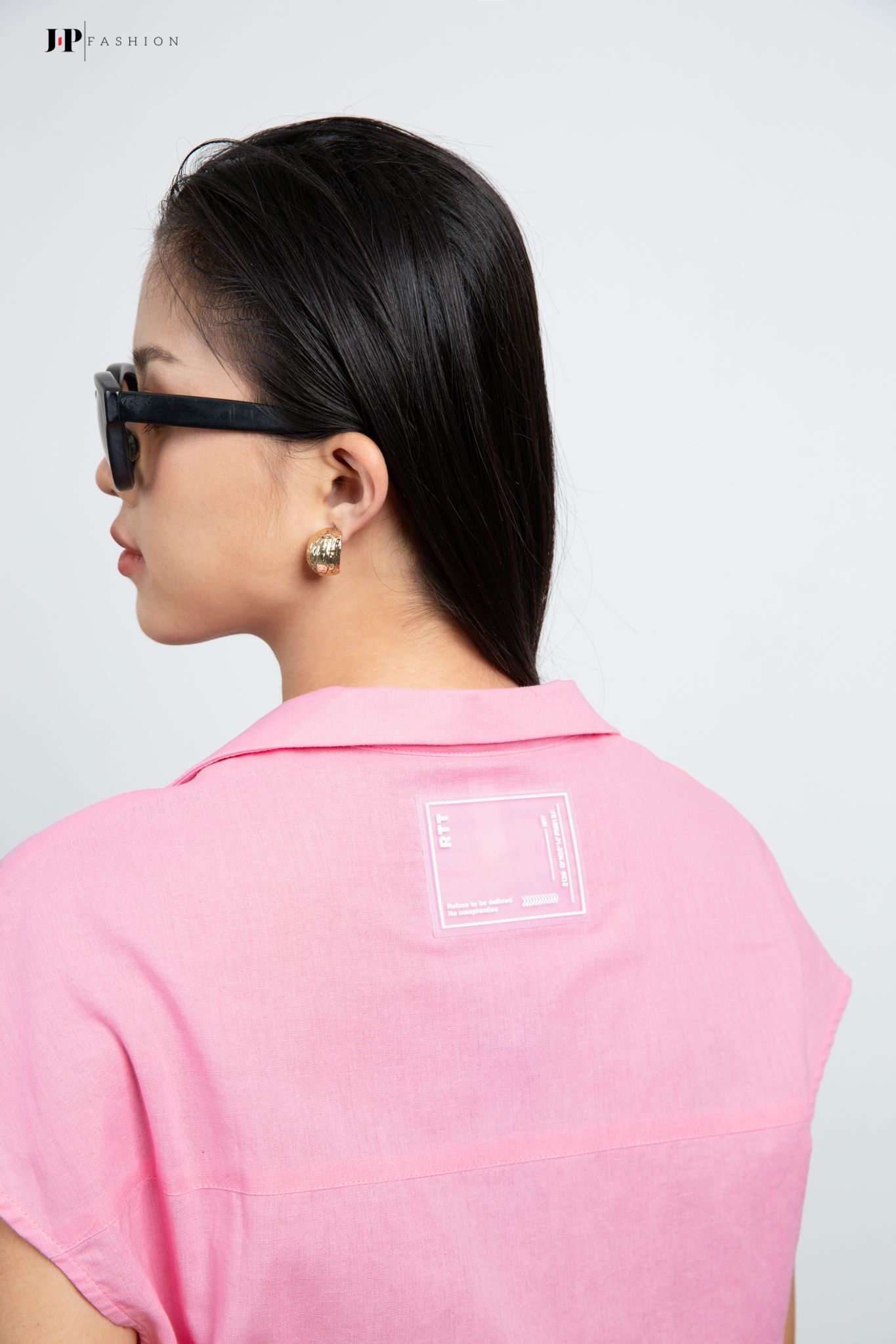 Áo sơ mi ngắn tay