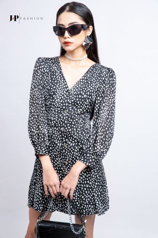 Đầm kiểu dài tay