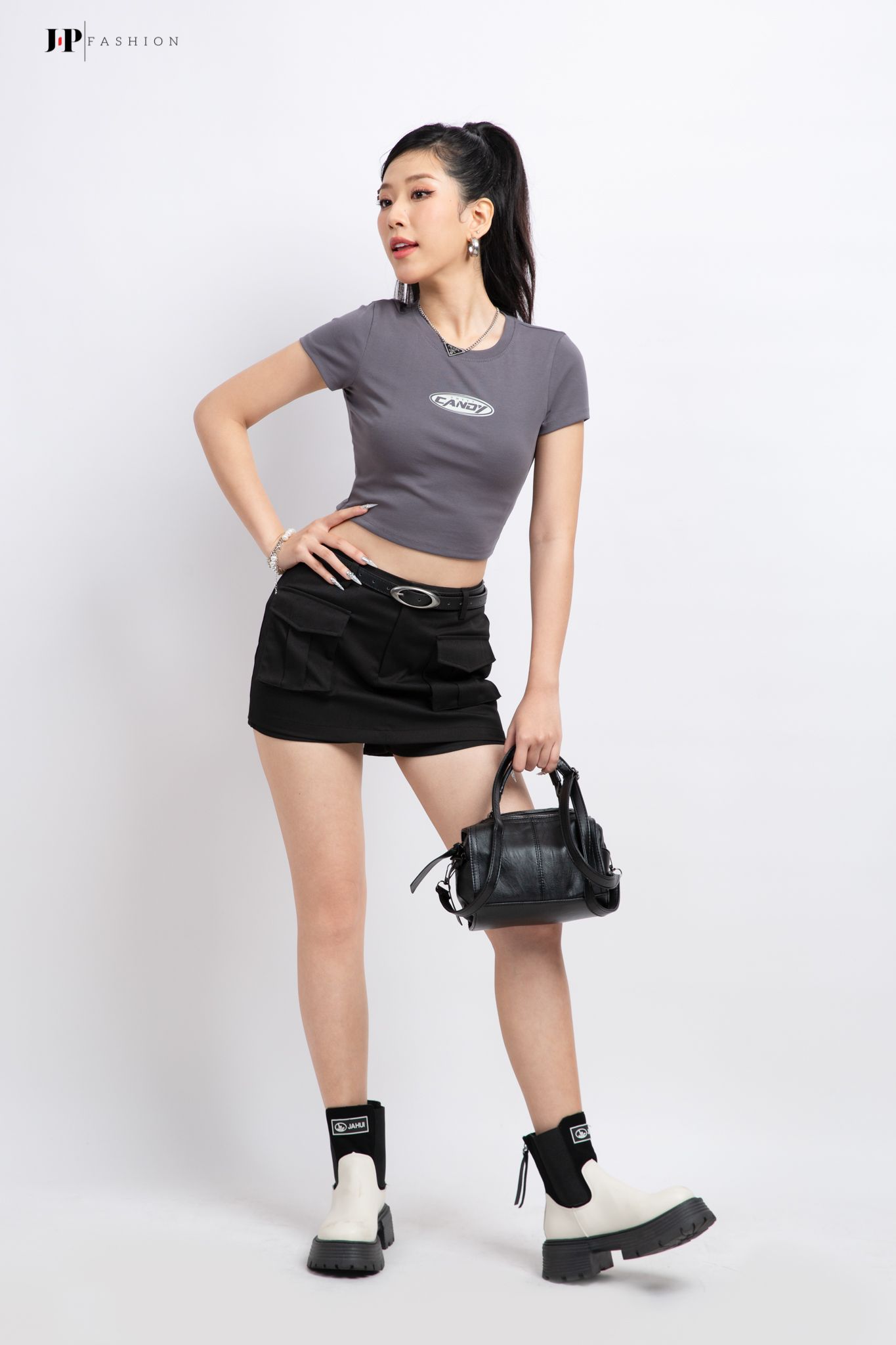 Áo thun croptop ngắn tay