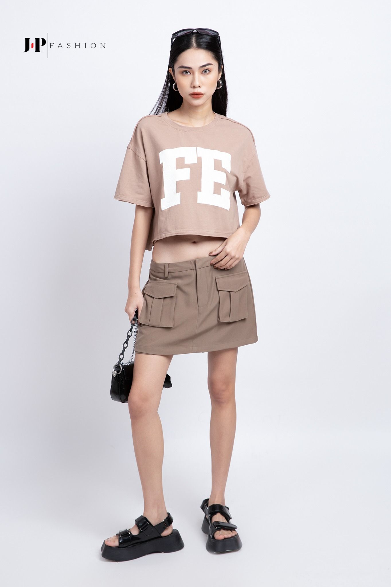 Thun croptop ngắn tay