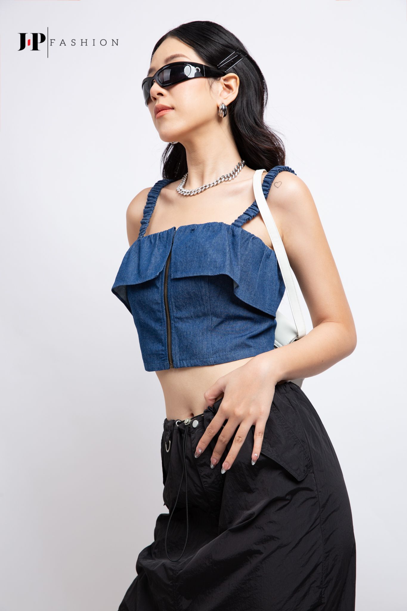 Áo hai dây croptop