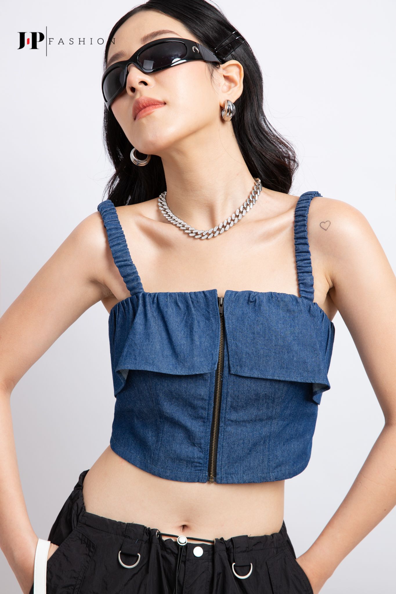 Áo hai dây croptop