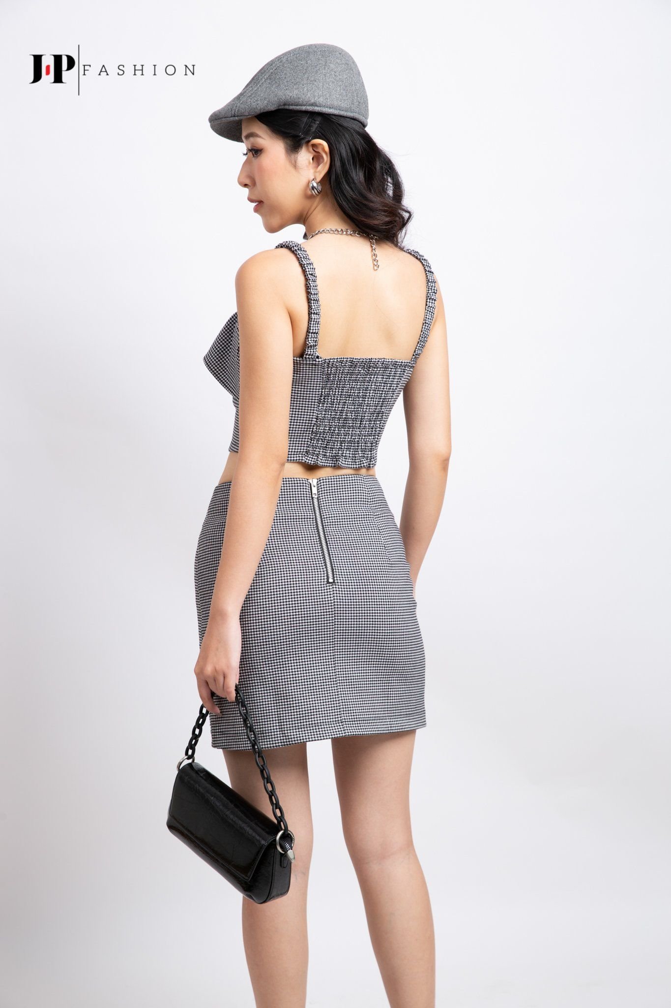 Áo hai dây croptop