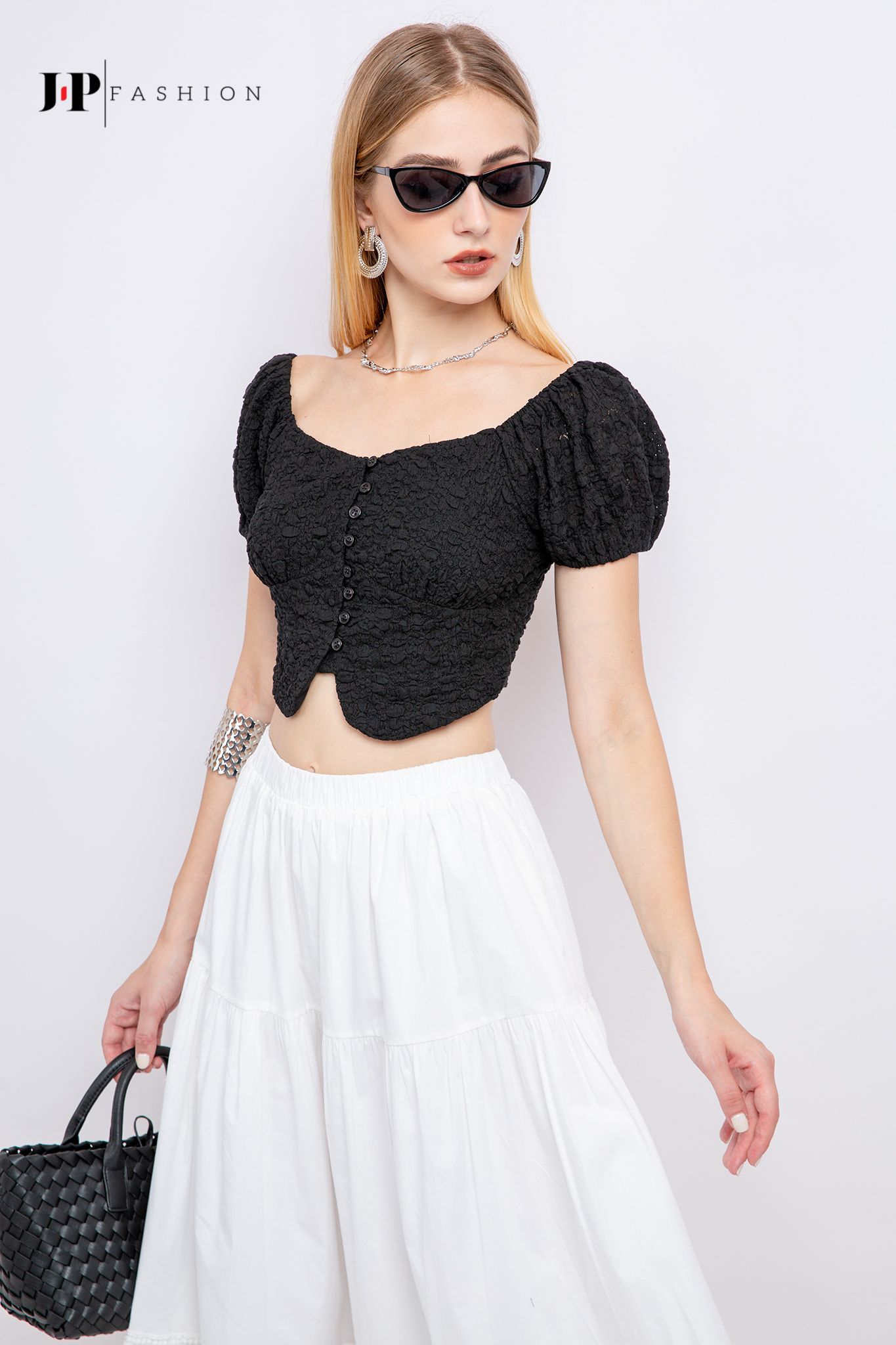 Sơ mi croptop ngắn tay