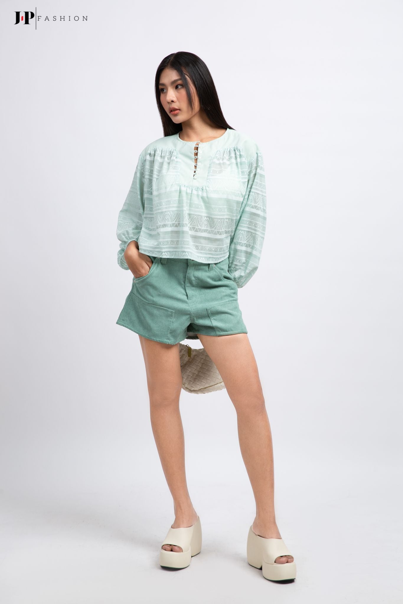 Áo babydoll dài tay 10609045