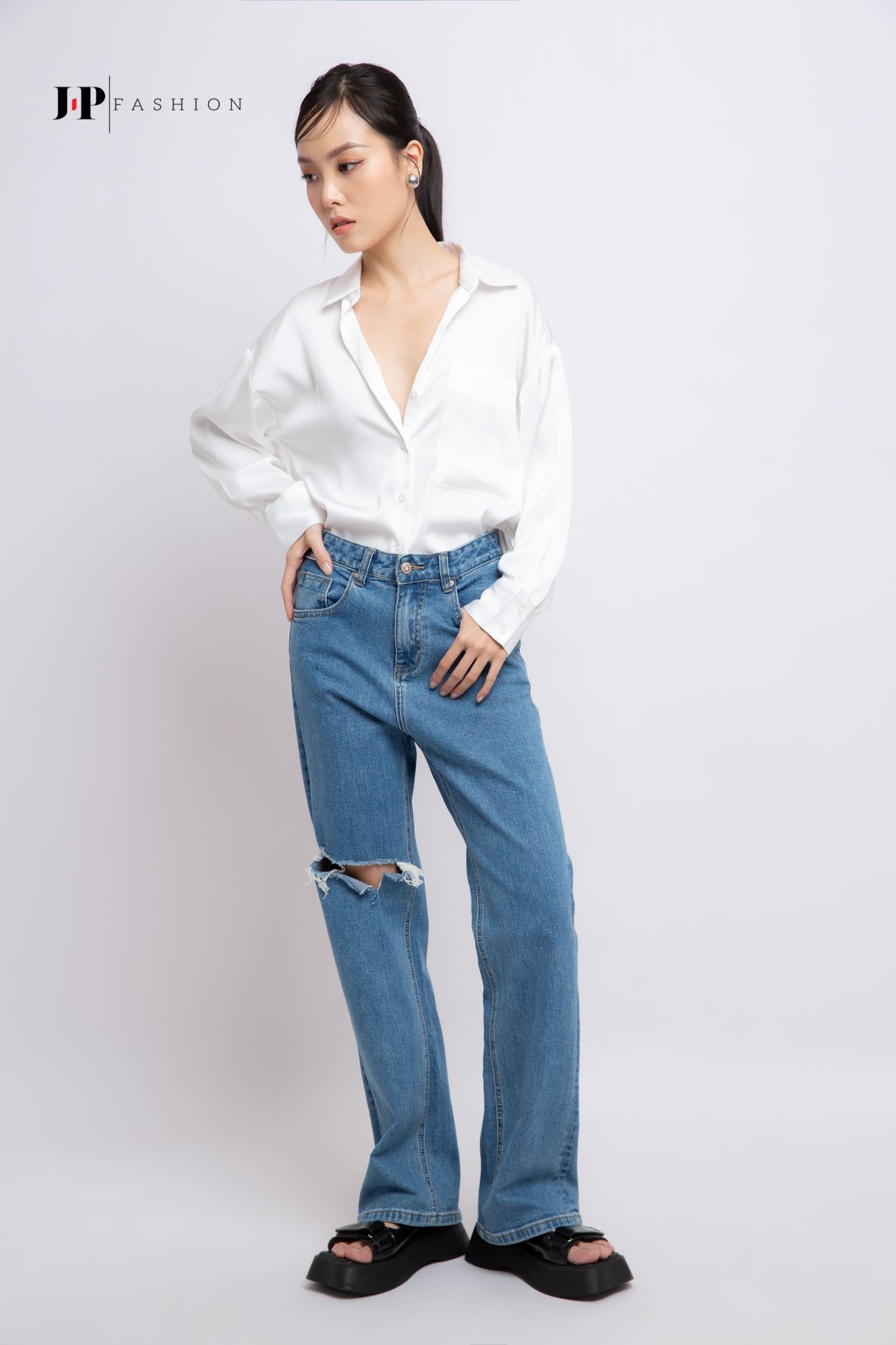 Áo sơ mi form rộng