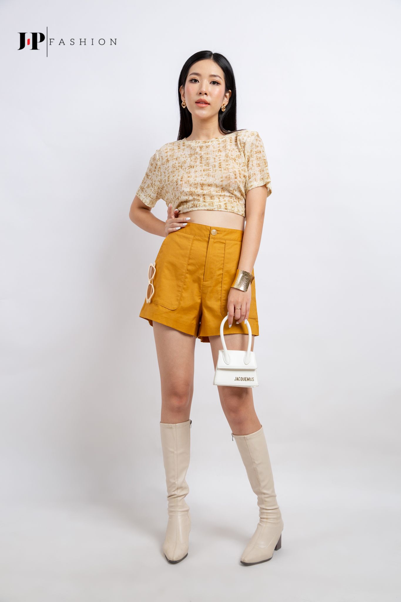 Quần short nữ
