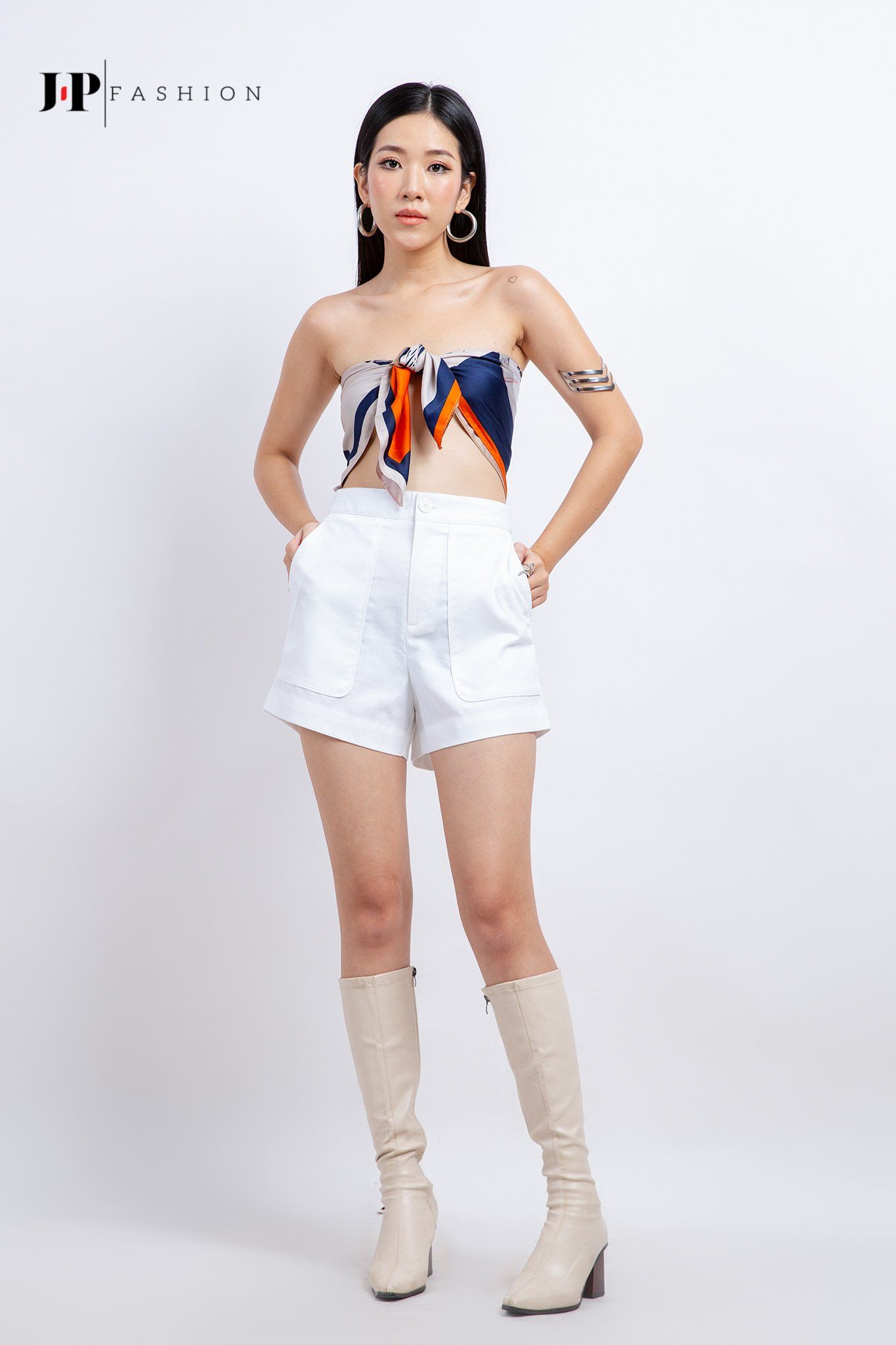 Quần short nữ
