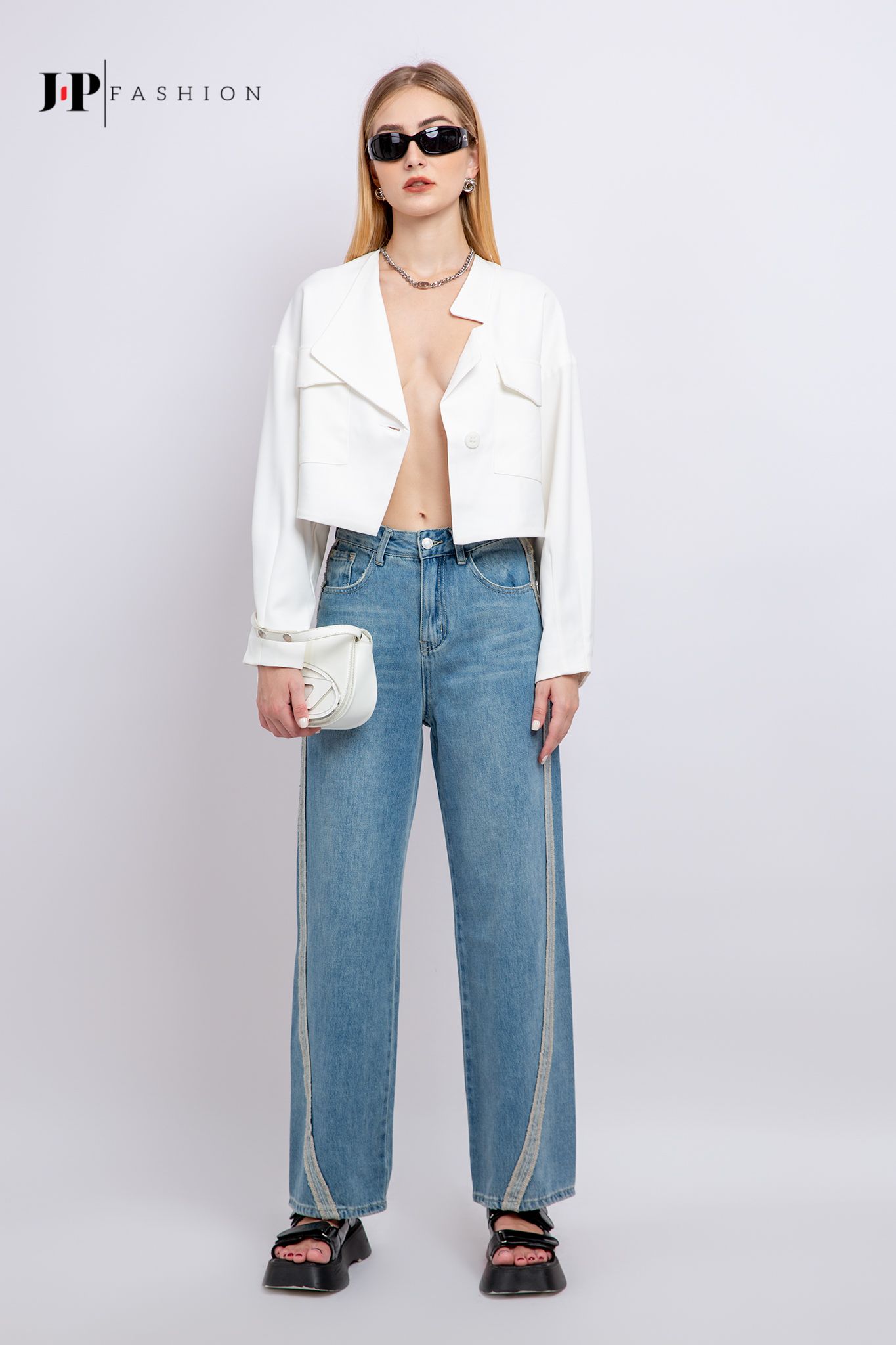 Khoác croptop dài tay