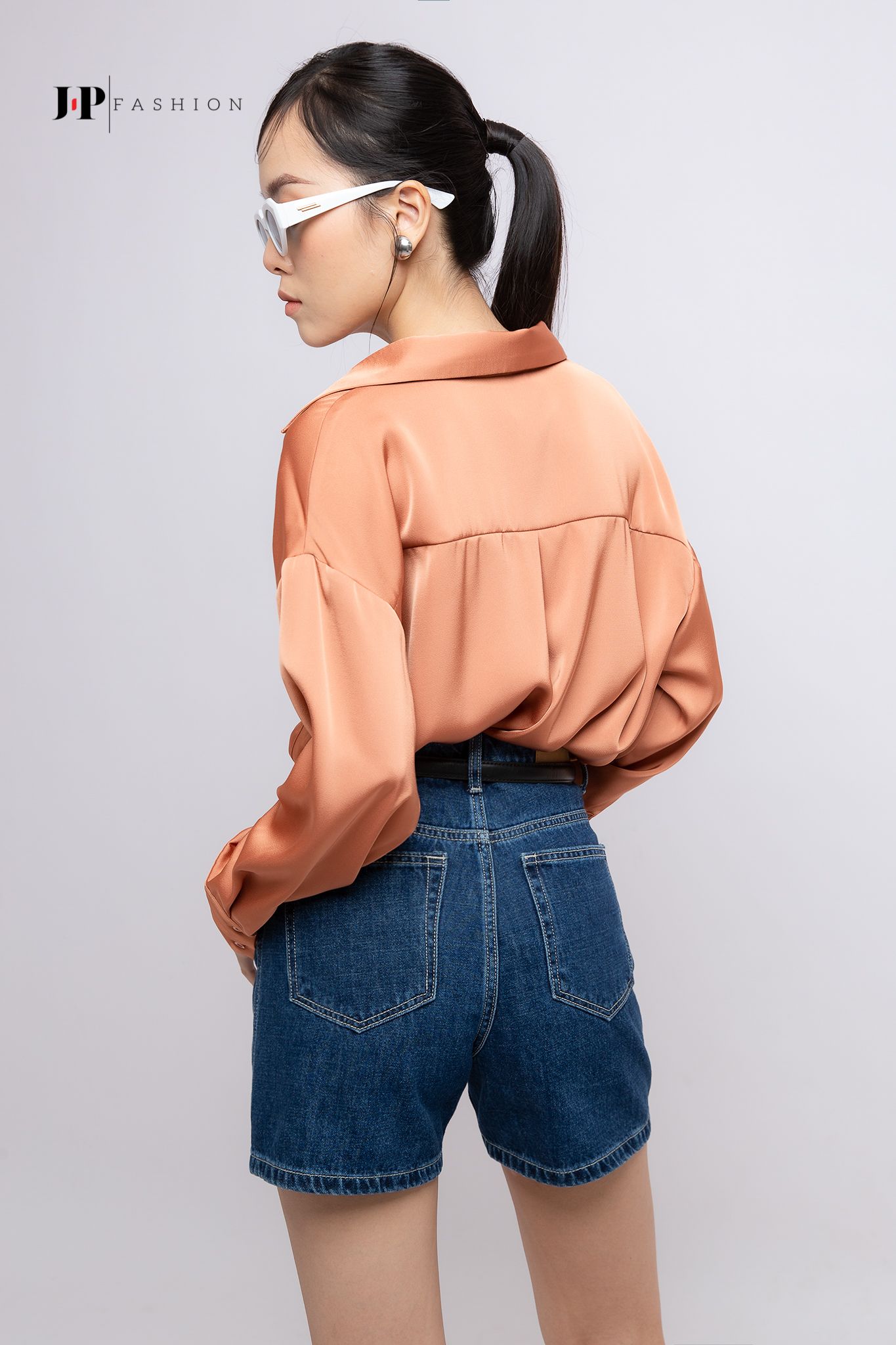 Áo sơ mi form rộng