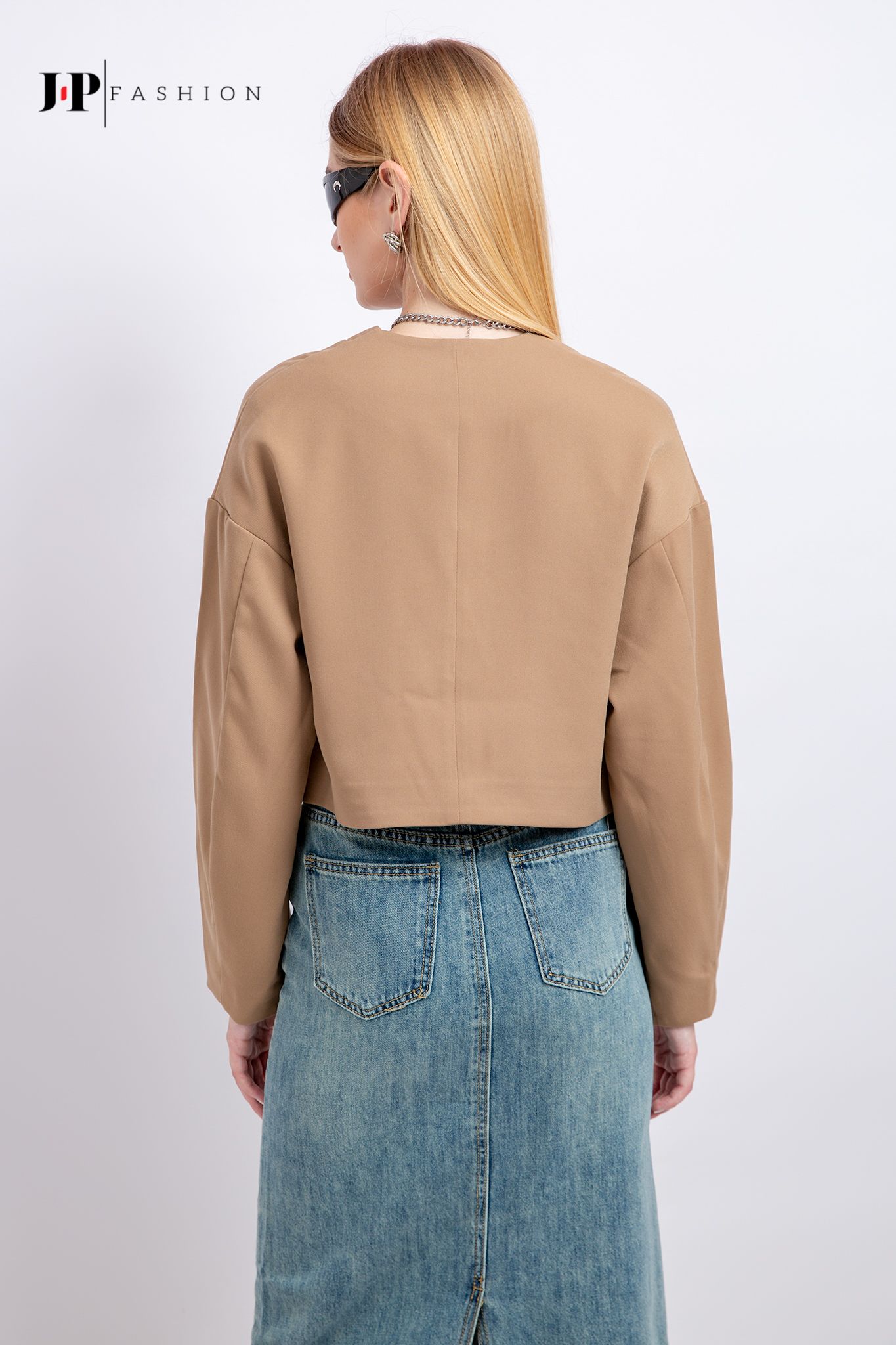 Khoác croptop dài tay