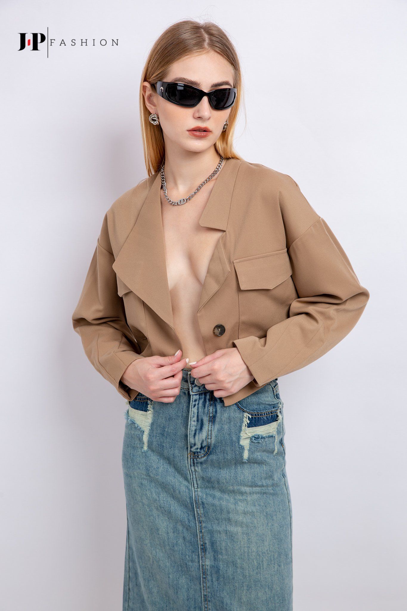 Khoác croptop dài tay