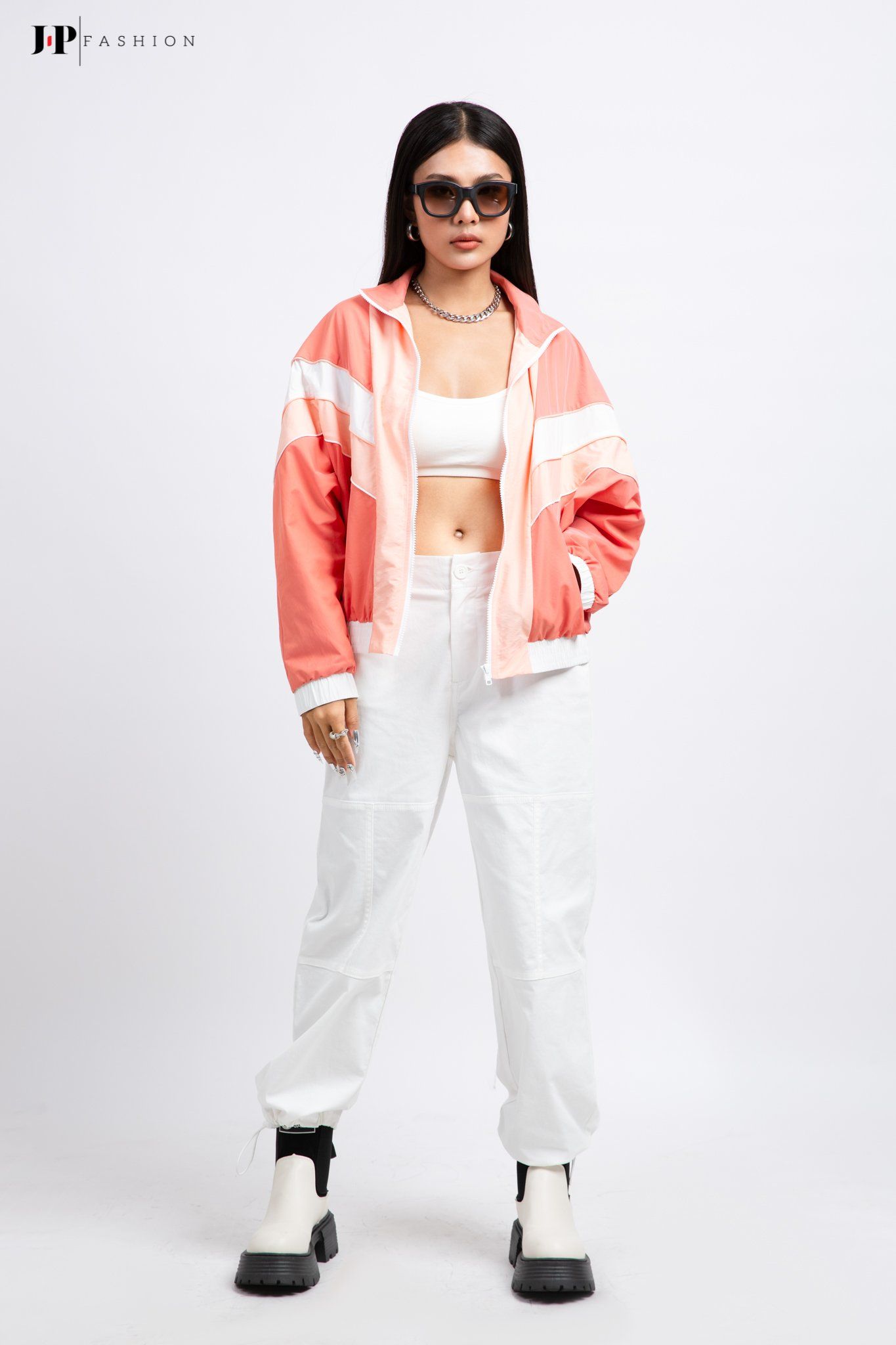 Áo khoác kiểu dài tay