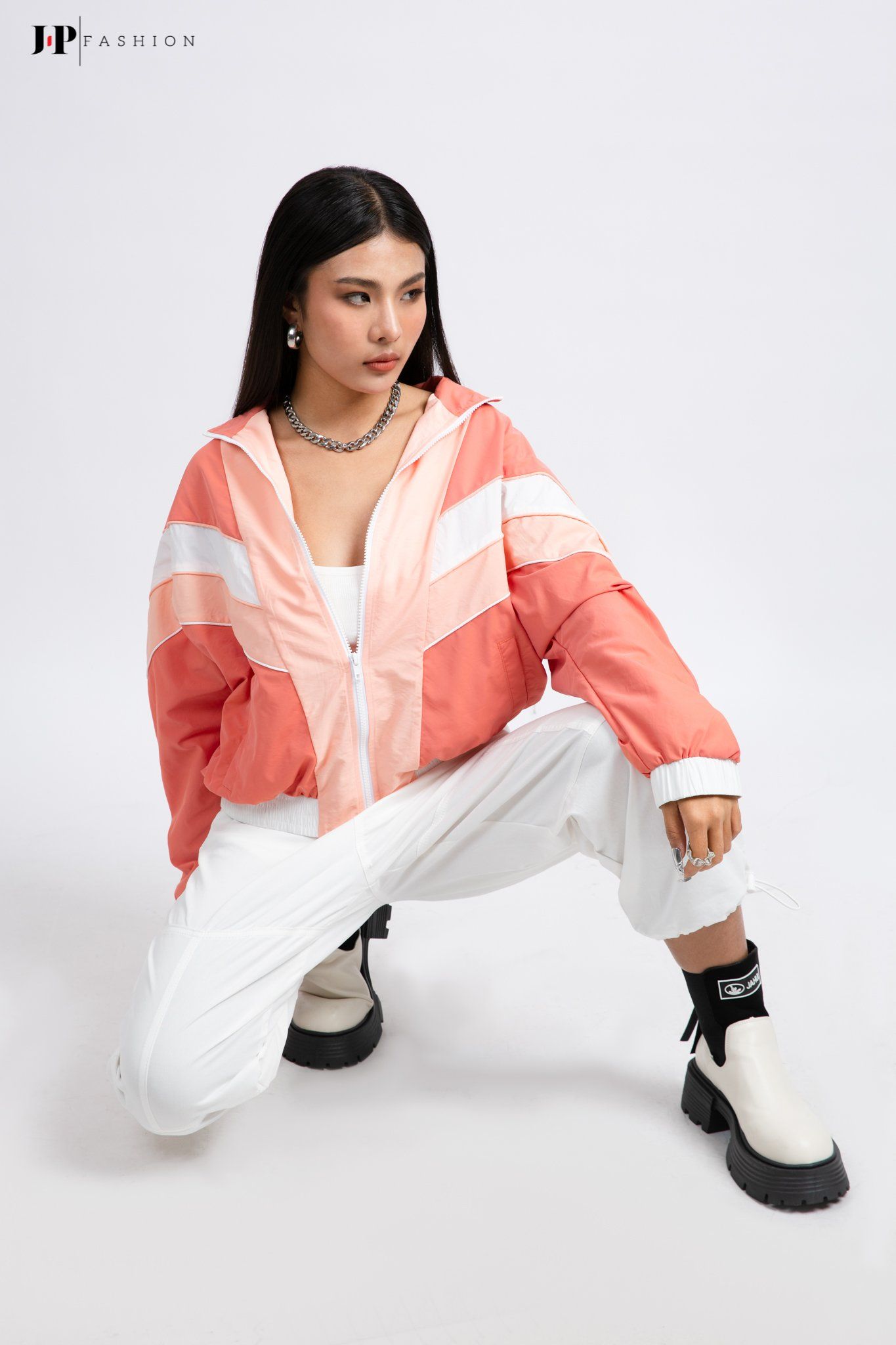 Áo khoác kiểu dài tay