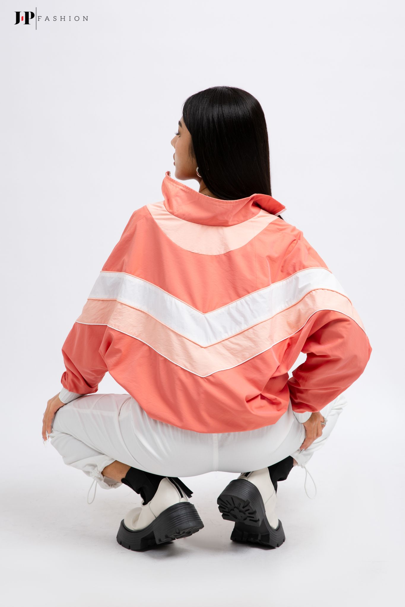 Áo khoác kiểu dài tay