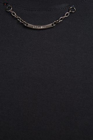 Đầm kiểu ngắn tay