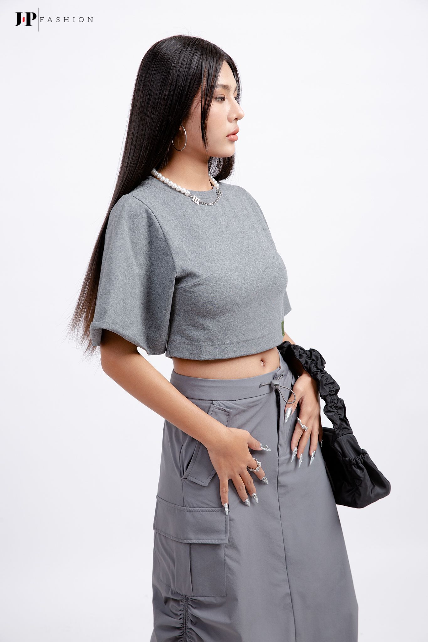 Áo thun croptop ngắn tay