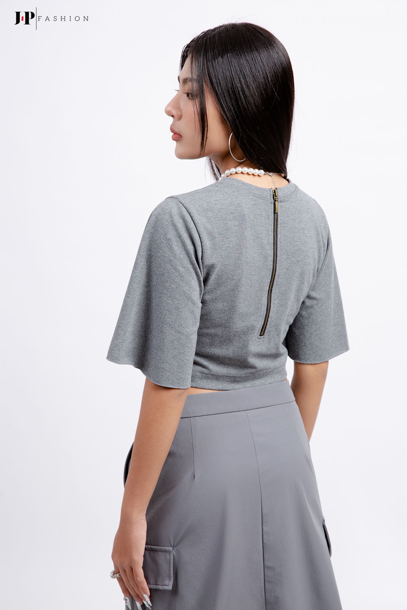 Áo thun croptop ngắn tay