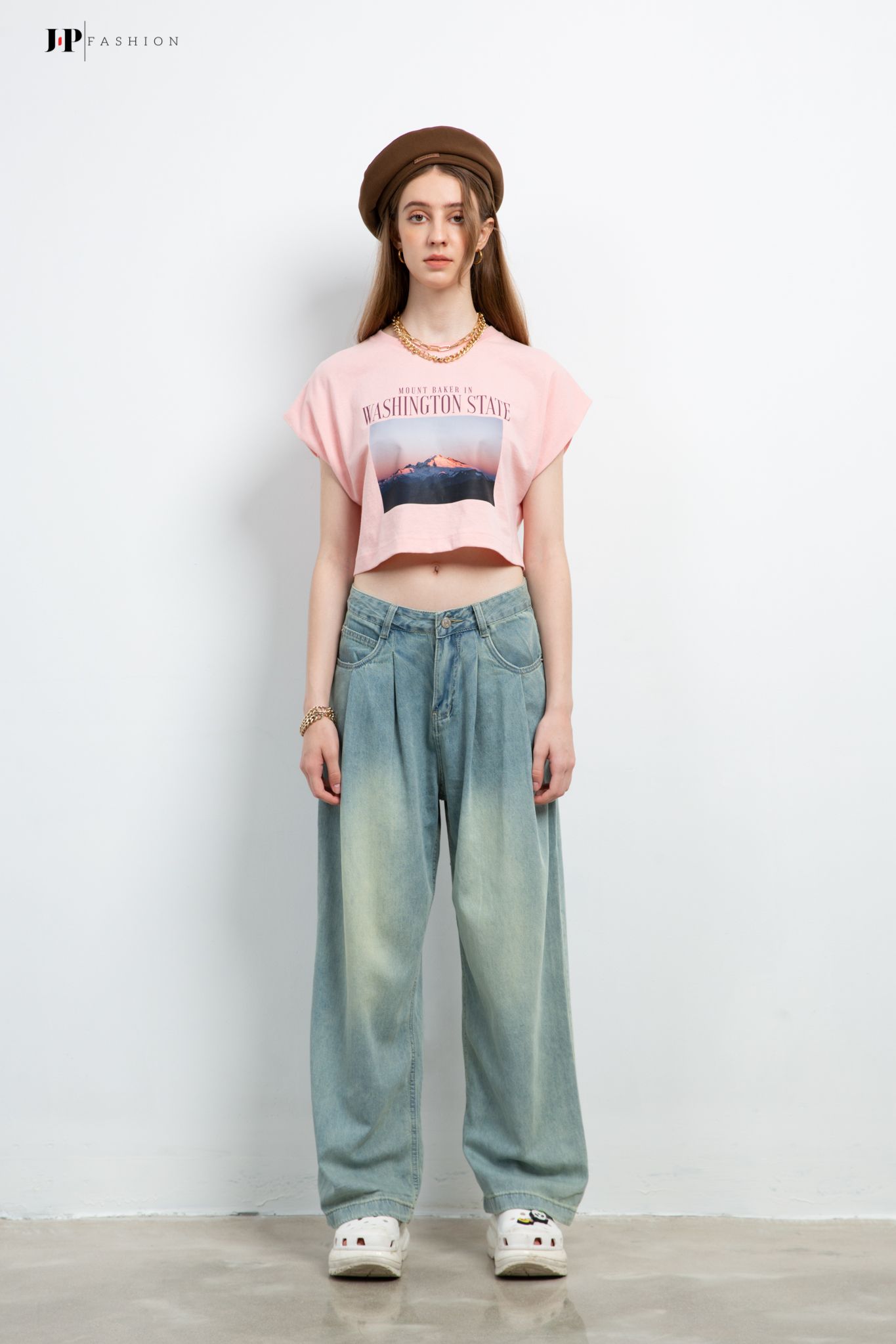 Áo thun hình ngắn tay