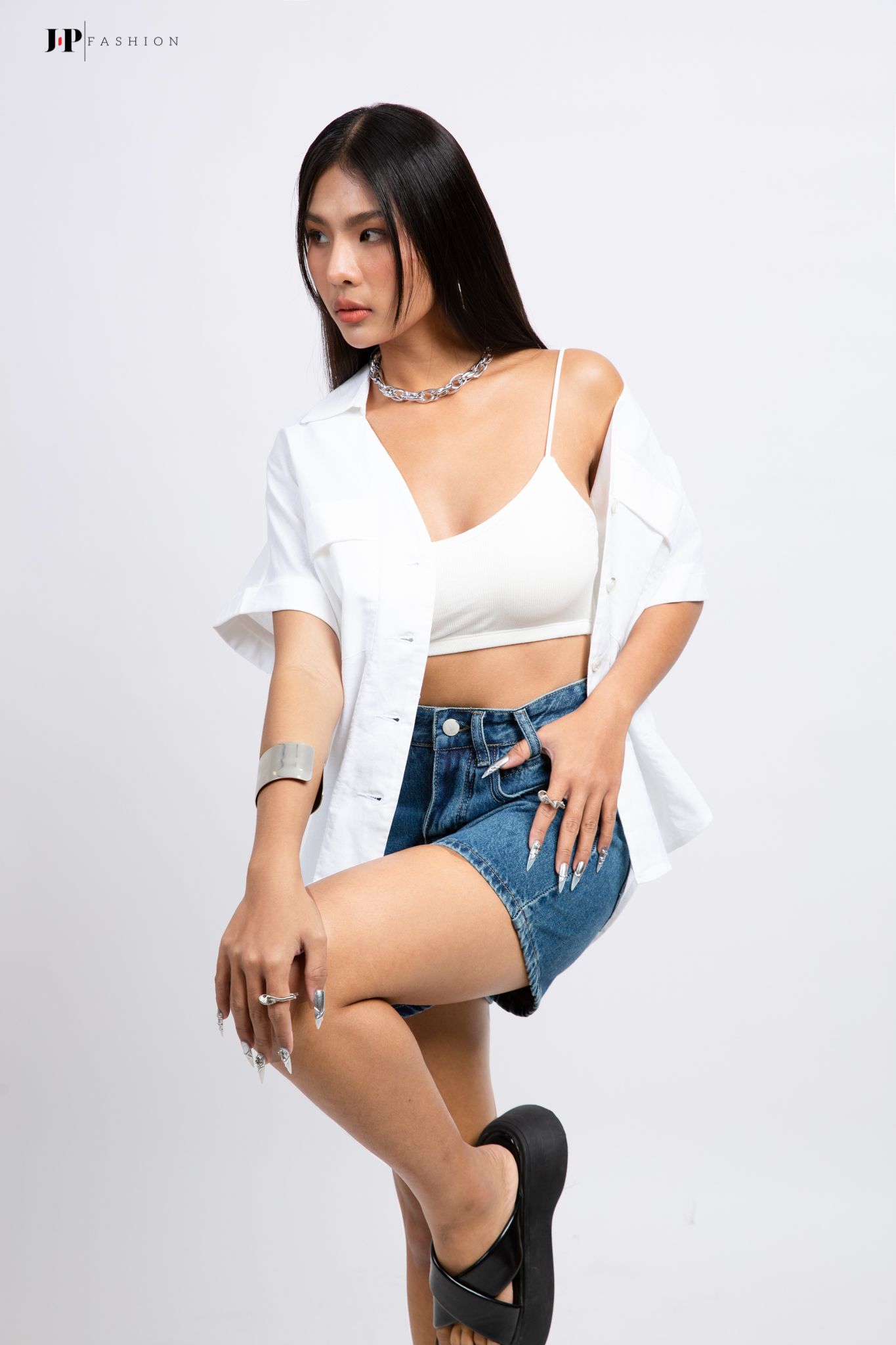 Sơ mi kiểu ngắn tay