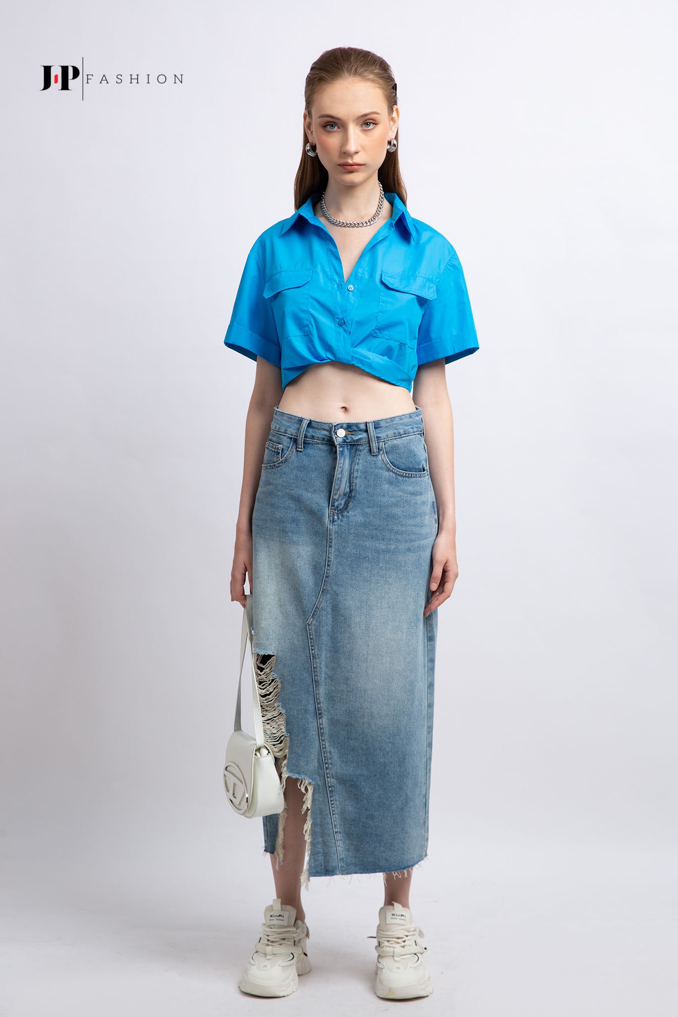 Sơ mi croptop ngắn tay