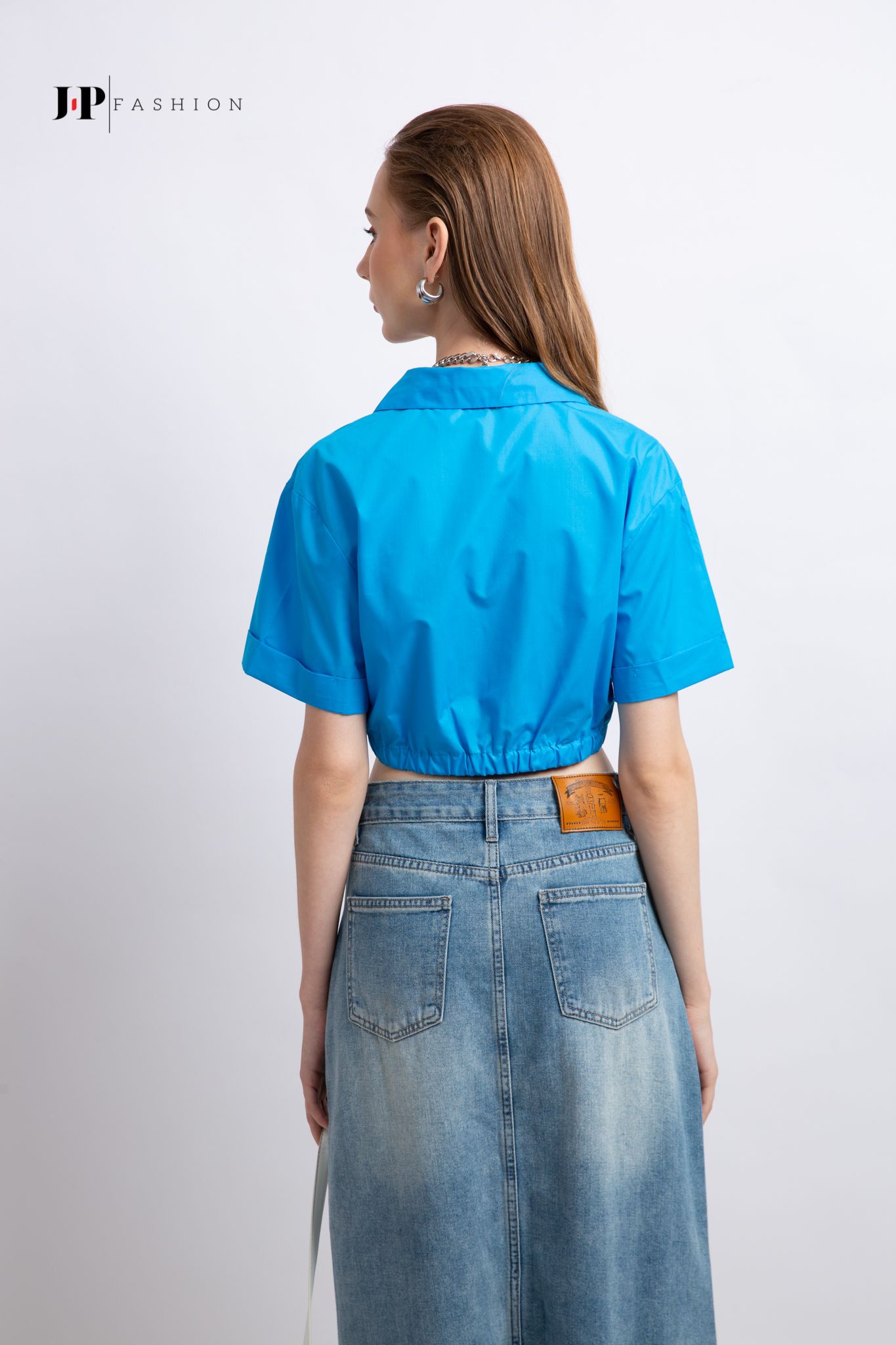 Sơ mi croptop ngắn tay