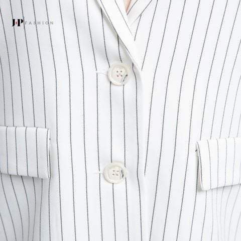 Khoác vest tay lở