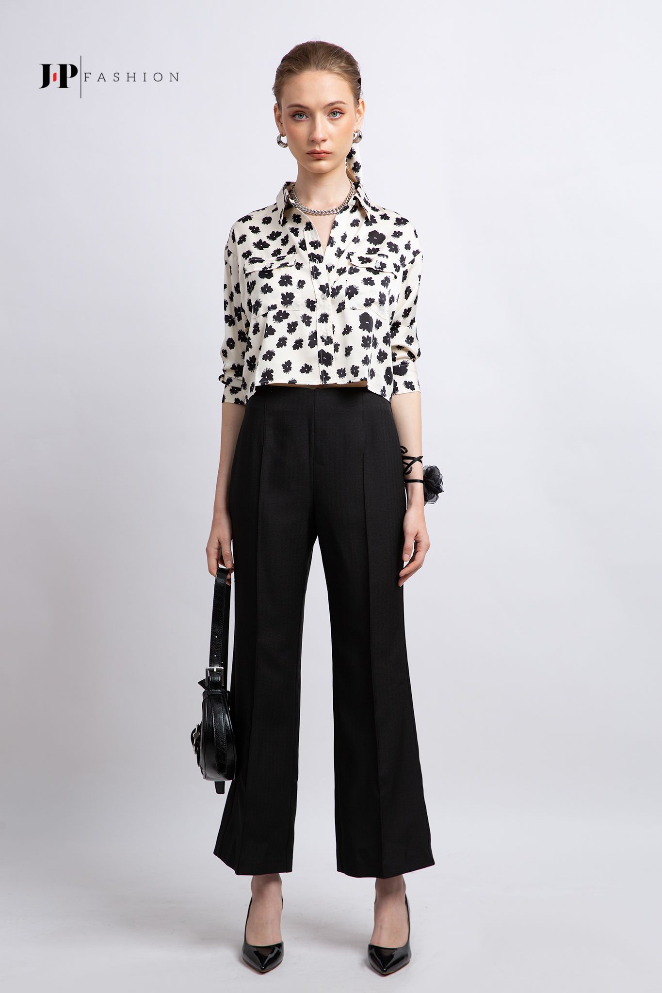 Sơ mi croptop dài tay