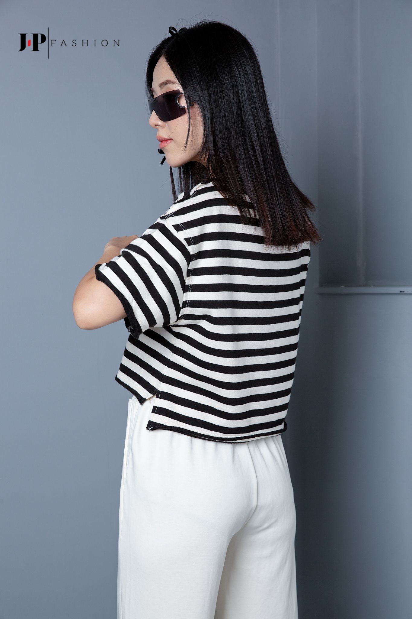 Thun croptop ngắn tay