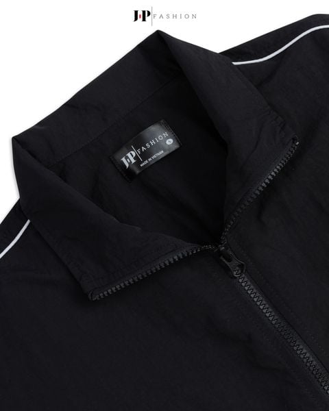 khoác dù crotop phối túi màu đen